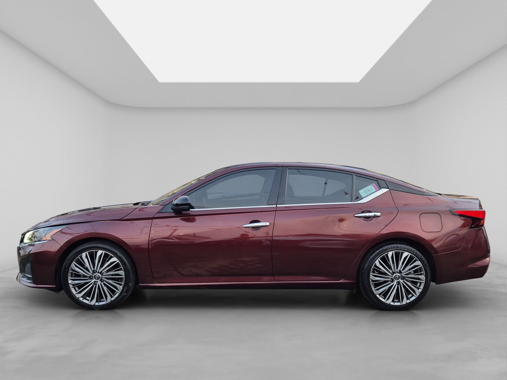 2023 Nissan ALTIMA 4P EXCLUSIVE L42.0T AUT