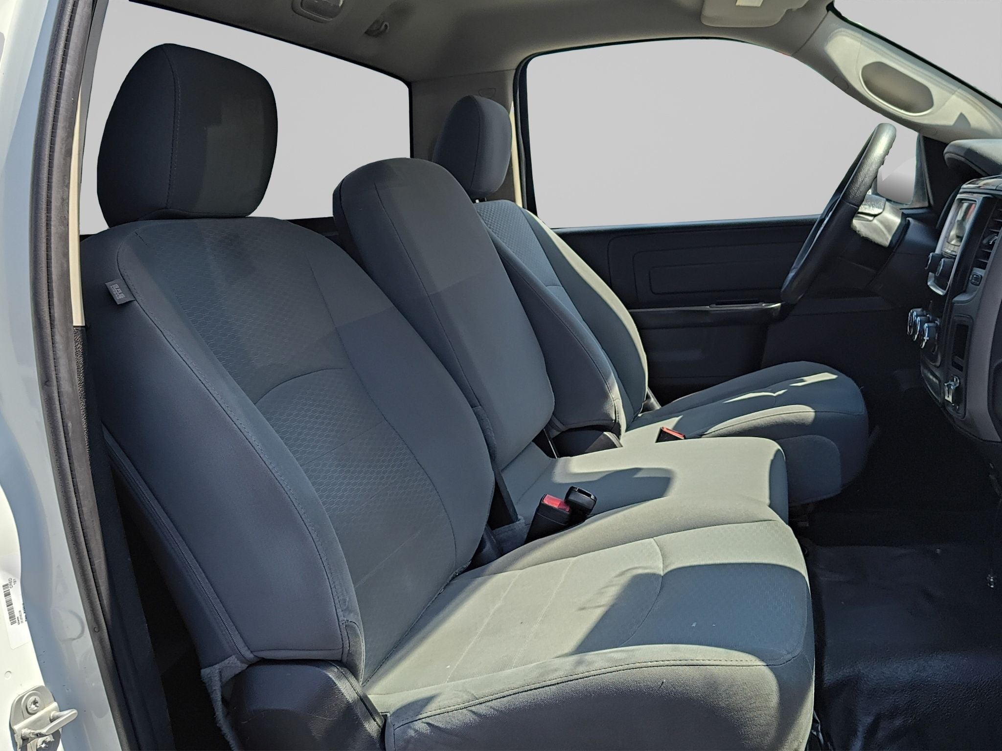 2020 RAM 1500 2 PTS ST V6 36L TA AAC