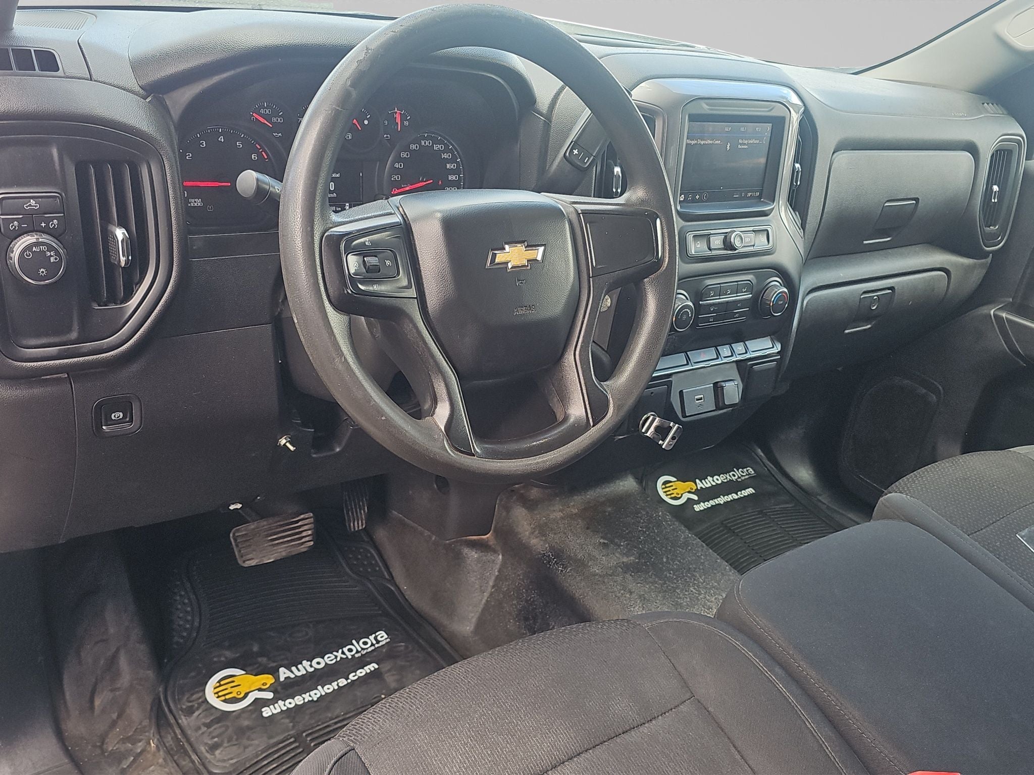 2020 Chevrolet SILVERADO 2 PTS 1500 WT CABINA REGULAR TA AAC