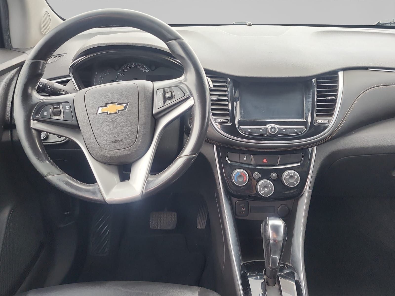2018 Chevrolet TRAX 5 PTS PREMIER 18L TA PIEL QC F NIEBLA RA-18