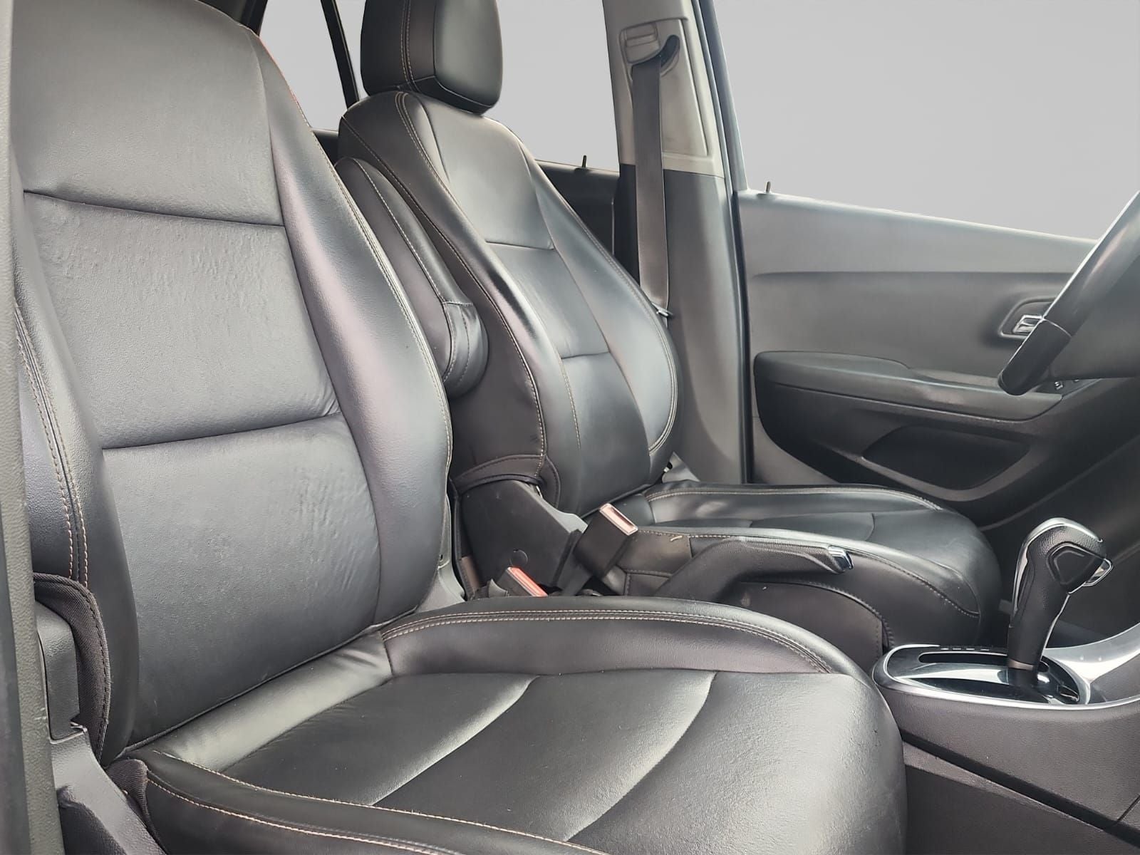 2018 Chevrolet TRAX 5 PTS PREMIER 18L TA PIEL QC F NIEBLA RA-18
