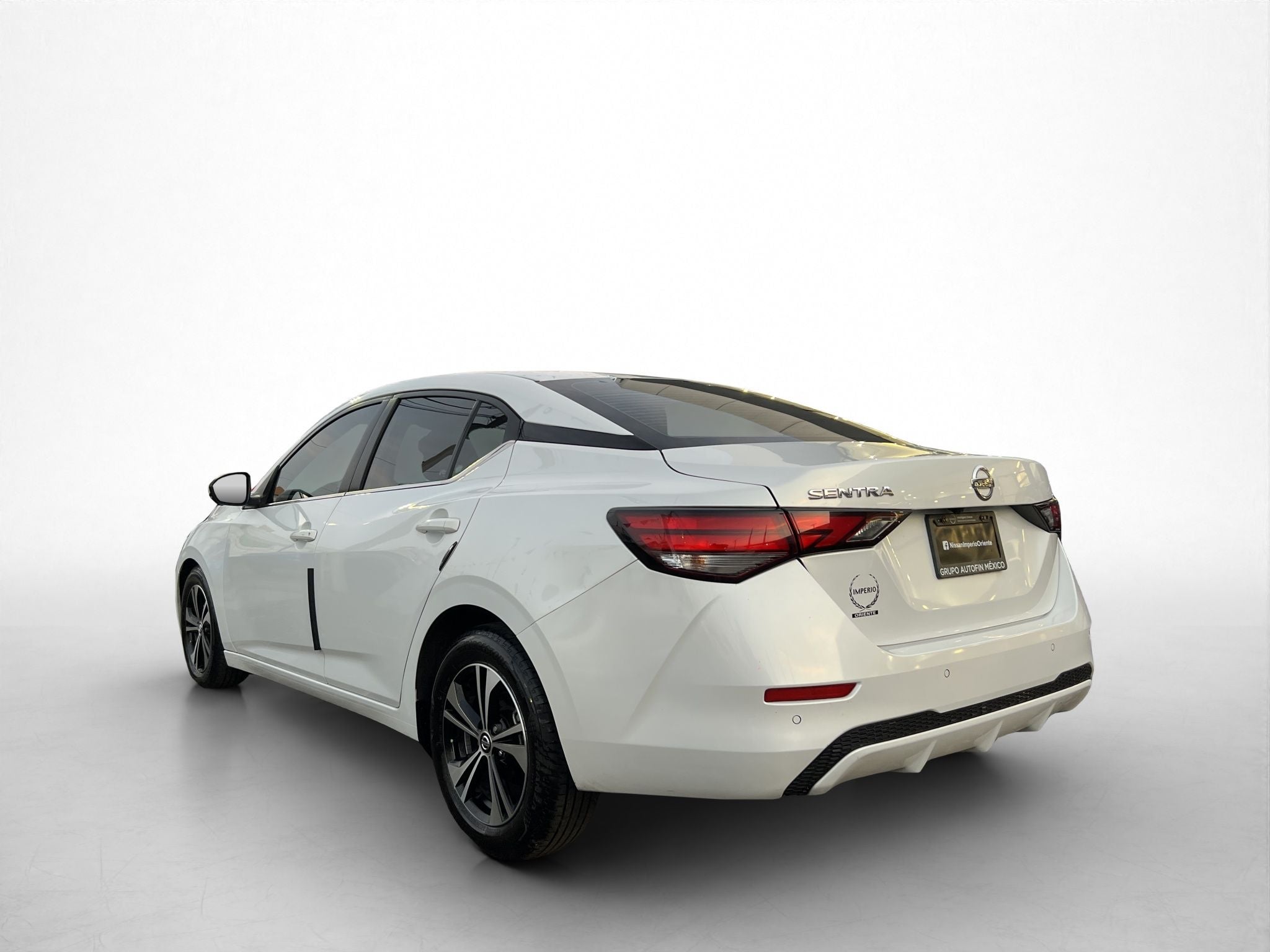 2023 Nissan SENTRA 4 PTS ADVANCE TA AAC F NIEBLA RA-16