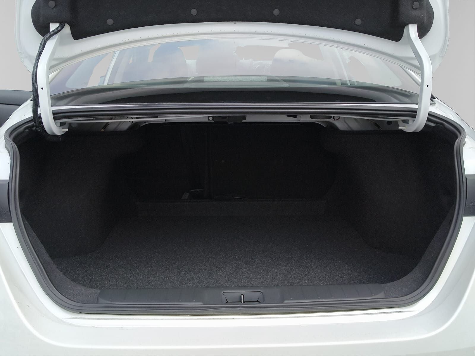 2025 Nissan SENTRA 4P SENSE L42.0 AUT