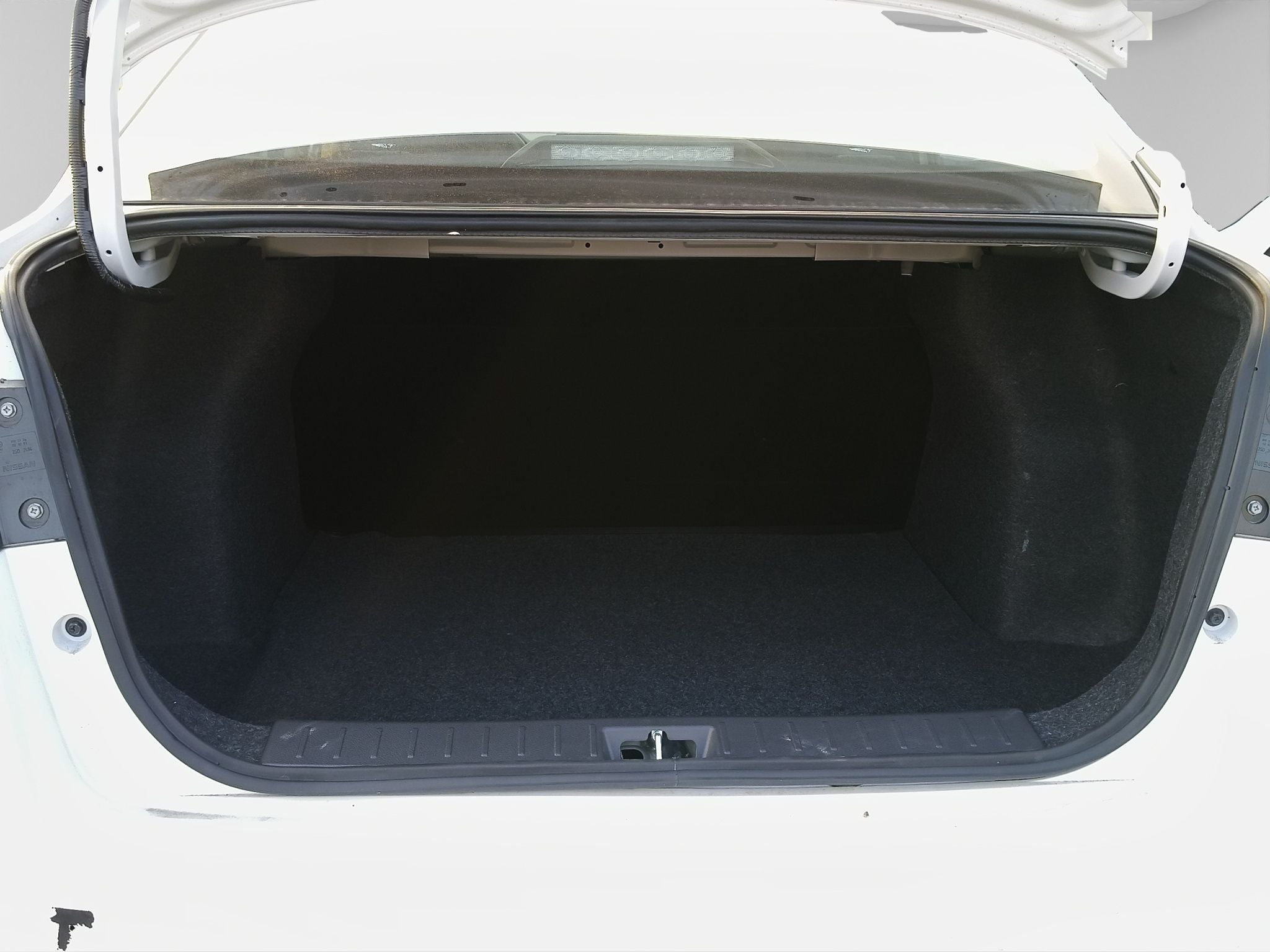 2026 Nissan V-DRIVE V-DRIVE TM AC AUDIO