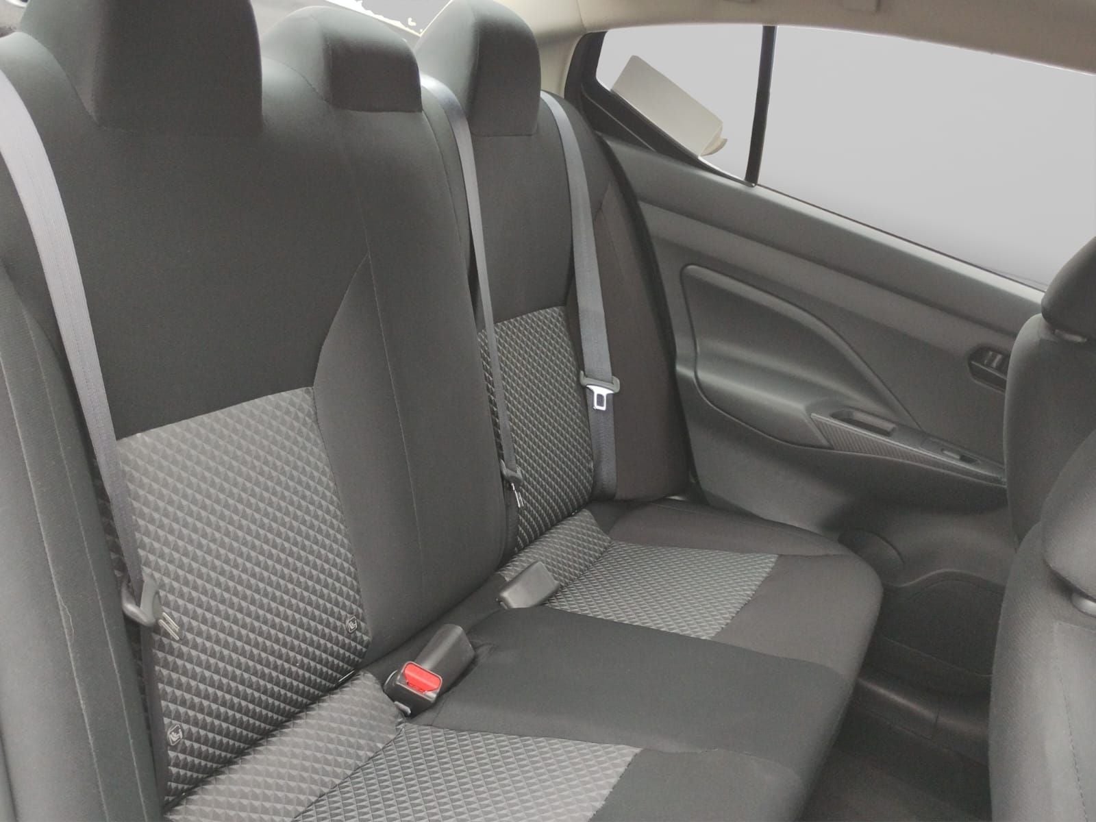 2024 Nissan VERSA 4P SENSE L41.6 AUT