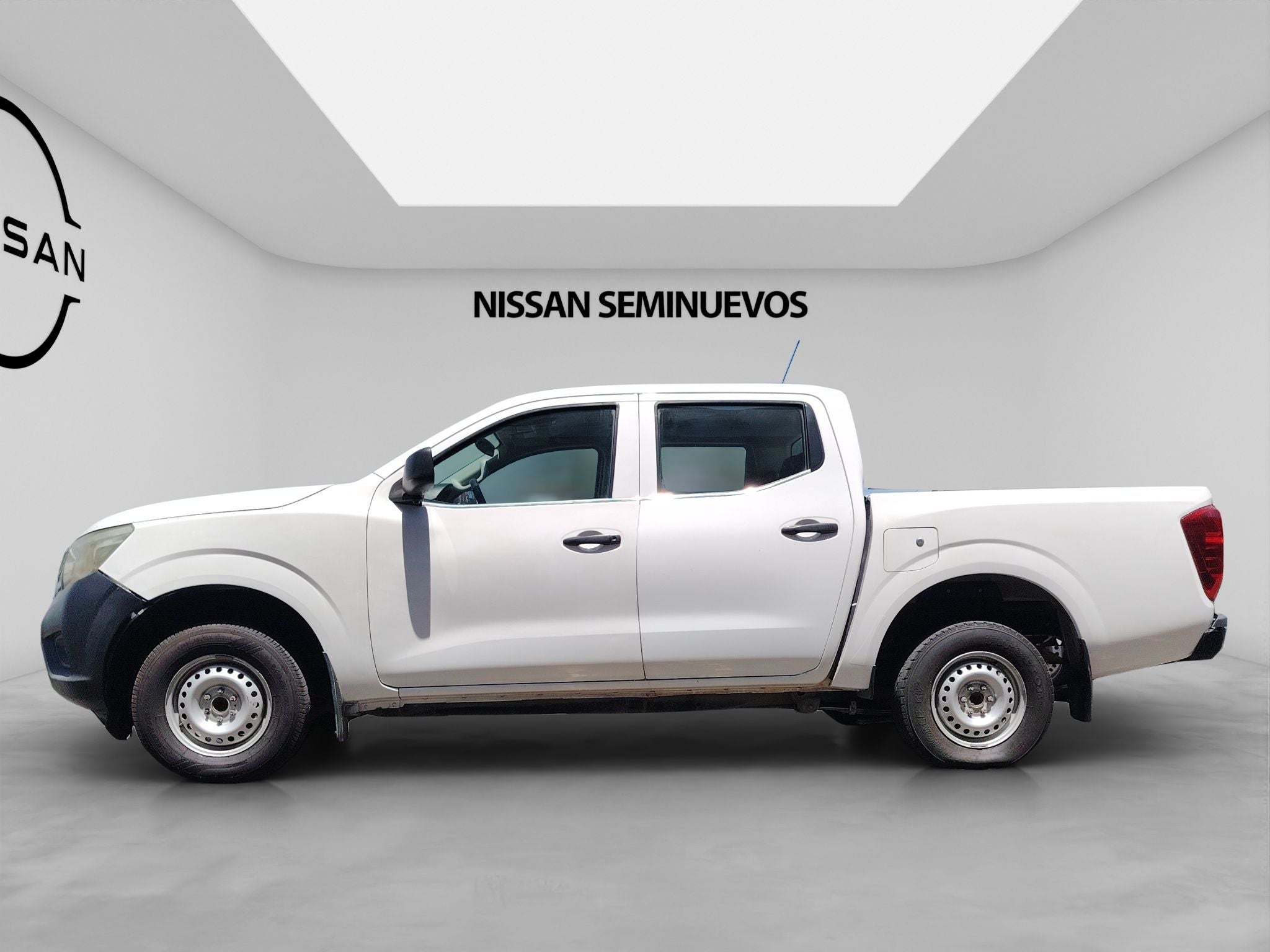 2020 Nissan NP300 4 PTS PICK-UP DOBLE CABINA SE TM6 AAC CD VE