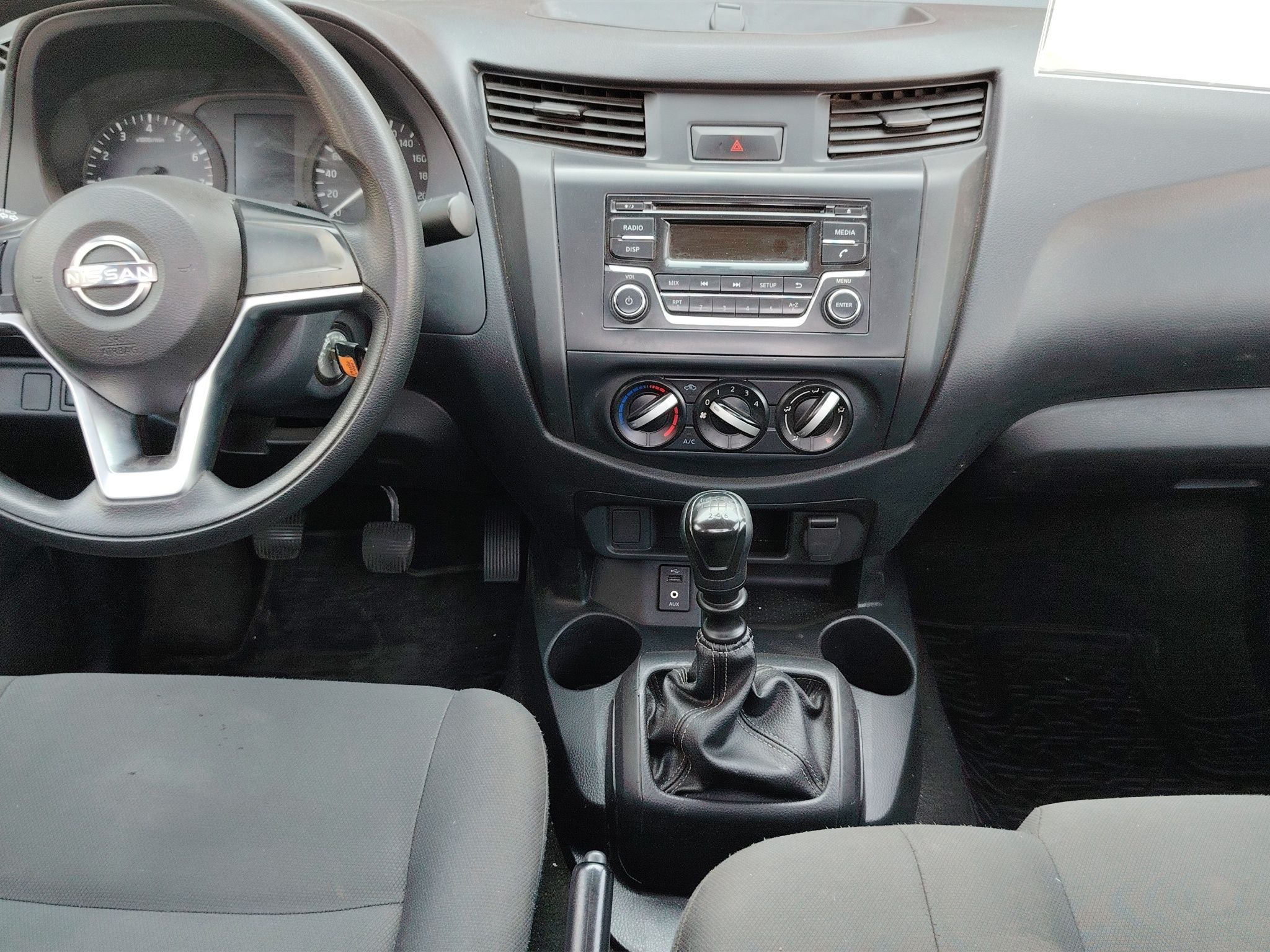 2023 Nissan NP300 2 PTS CHASIS CABINA TM6