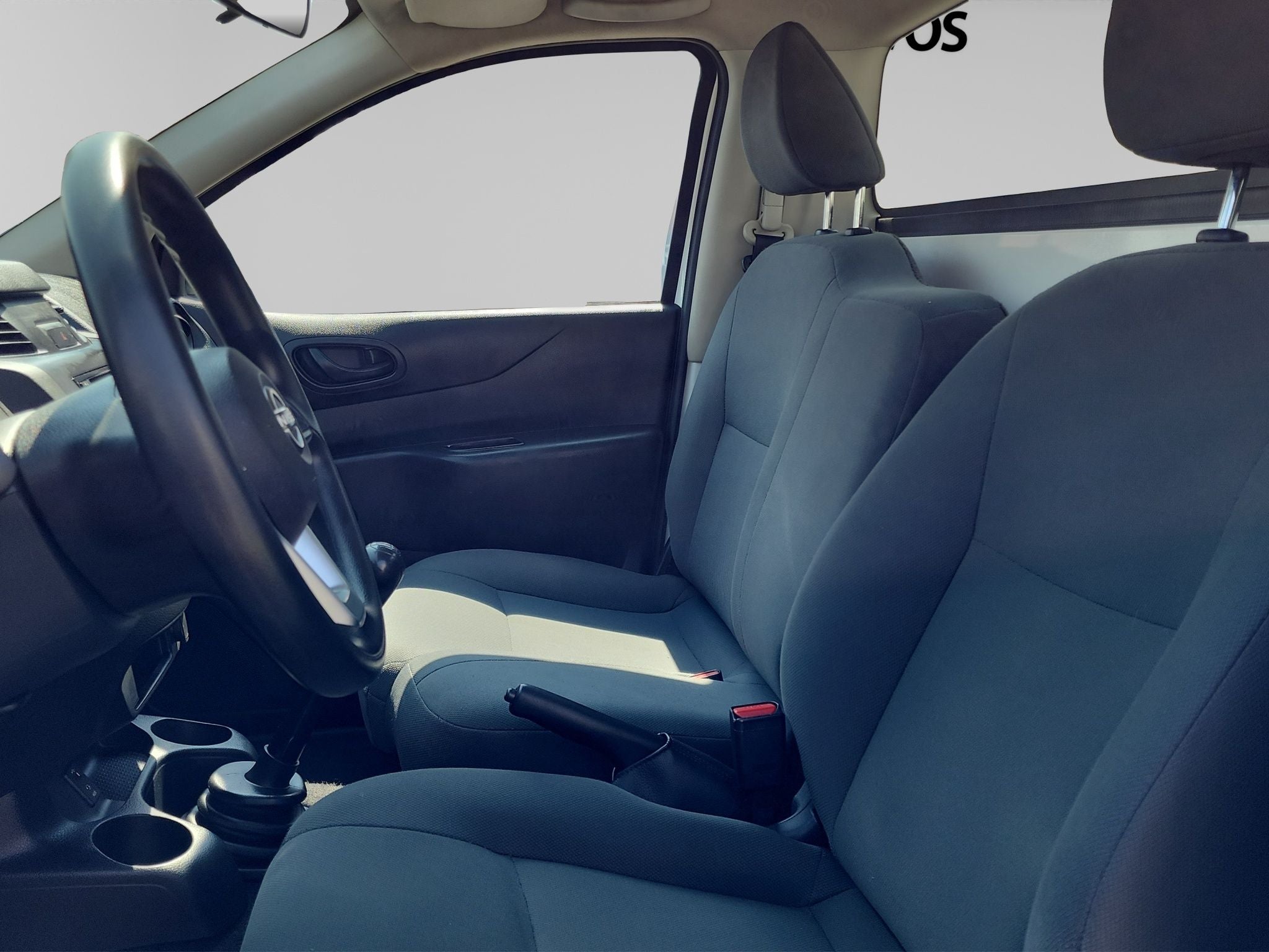 2023 Nissan NP300 2 PTS CHASIS CABINA TM6