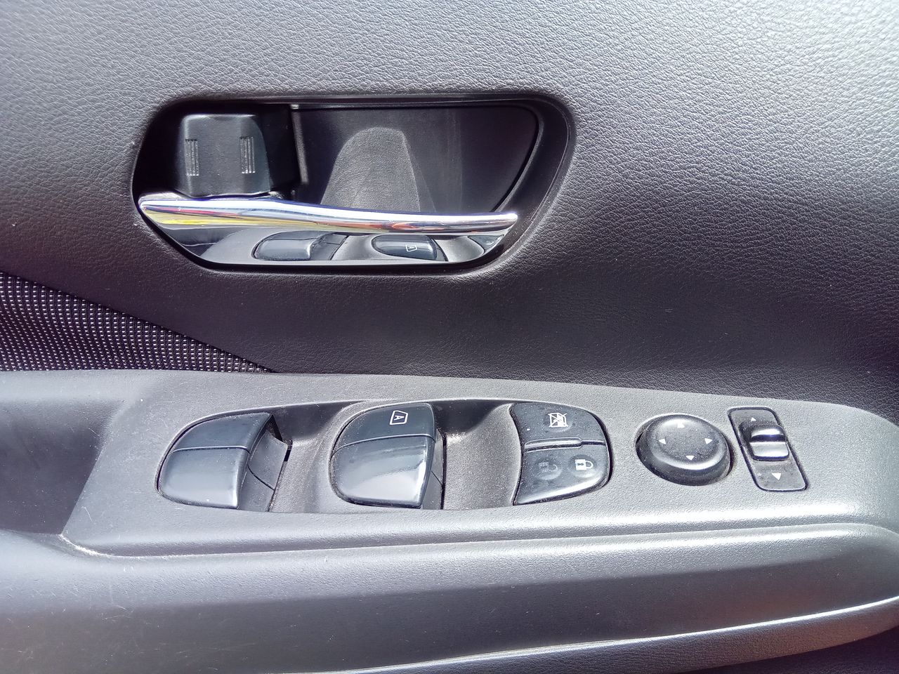 2018 Nissan KICKS 5 PTS ADVANCE 16L TA AAC VE RA-17