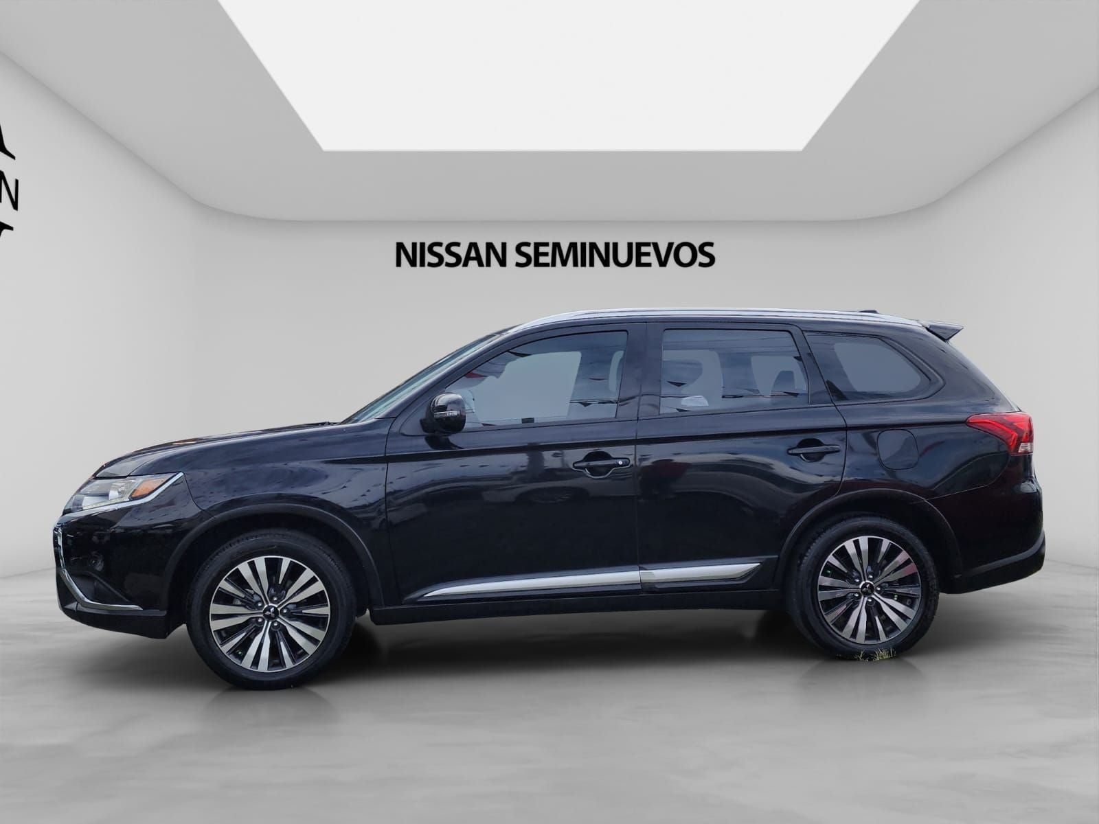 2022 Mitsubishi OUTLANDER 5 PTS SE 24L CVT 5 PAS RA-18