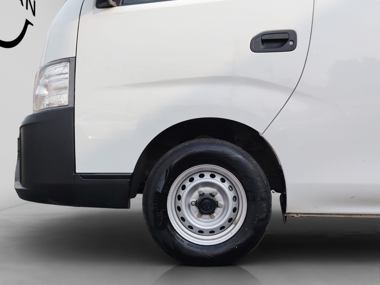 2023 Nissan URVAN 4 PTS AMPLIA TM5 AAC