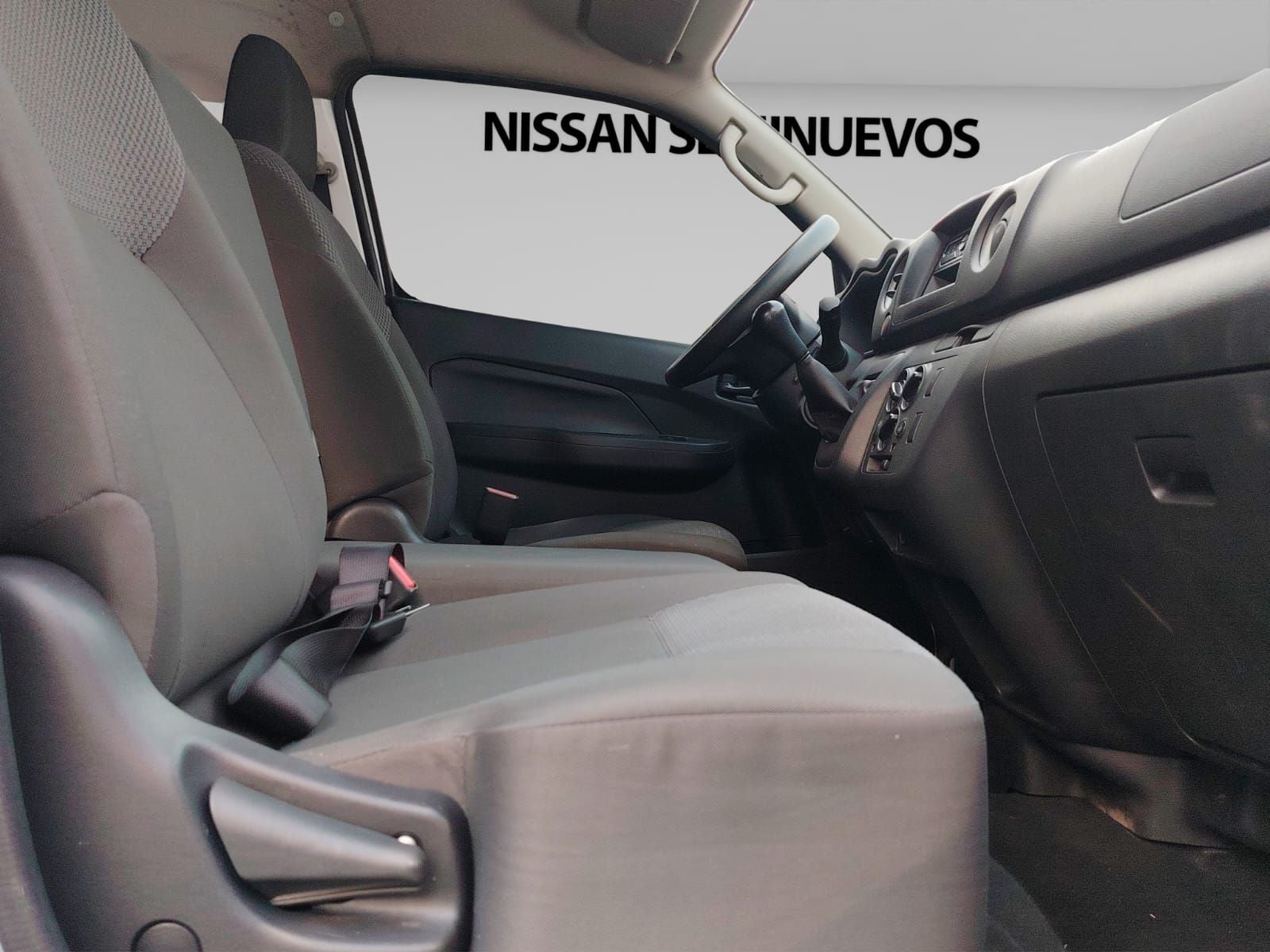 2023 Nissan URVAN 4 PTS AMPLIA TM5 AAC