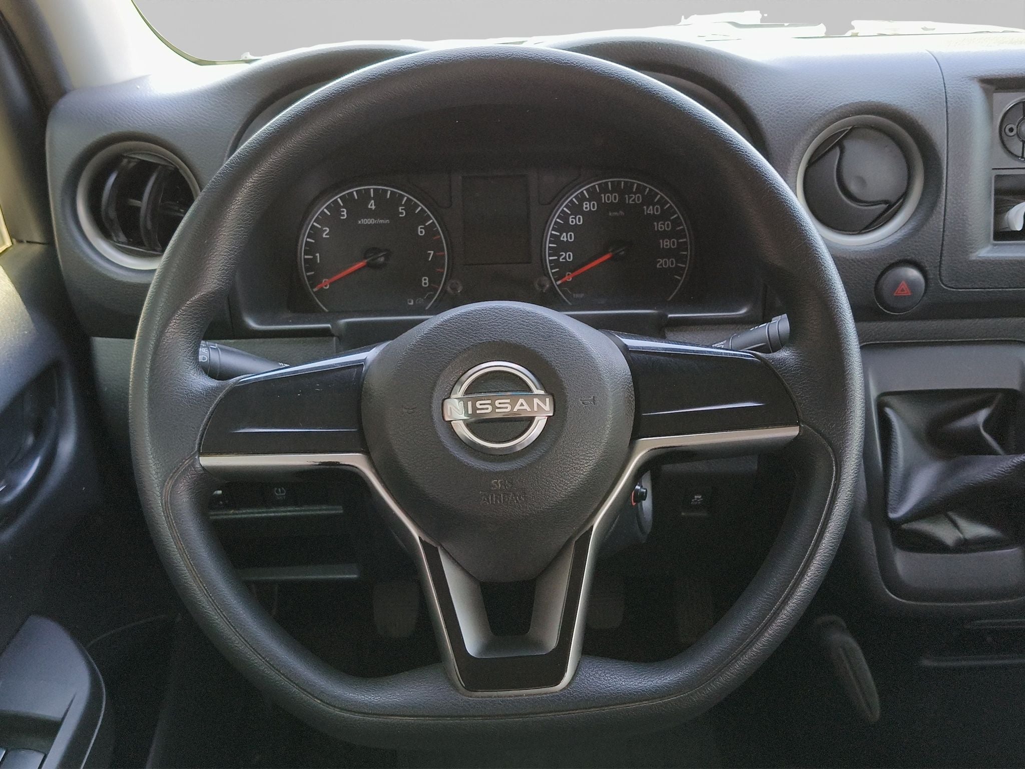 2024 Nissan URVAN 4P AMPLIA L42.5 MAN