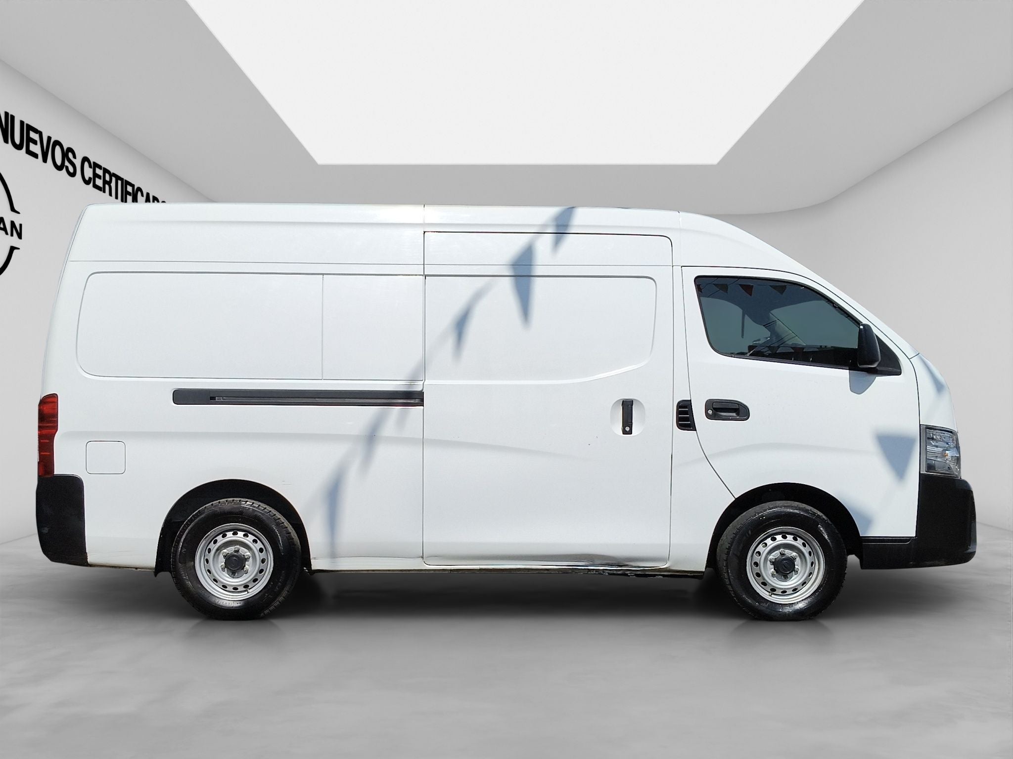 2024 Nissan URVAN 4P AMPLIA L42.5 MAN