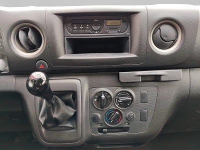 2023 Nissan URVAN 4 PTS AMPLIA VENTANAS TM5