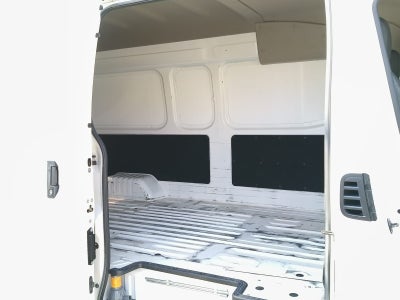 2024 Nissan URVAN 4P AMPLIA L42.5 MAN