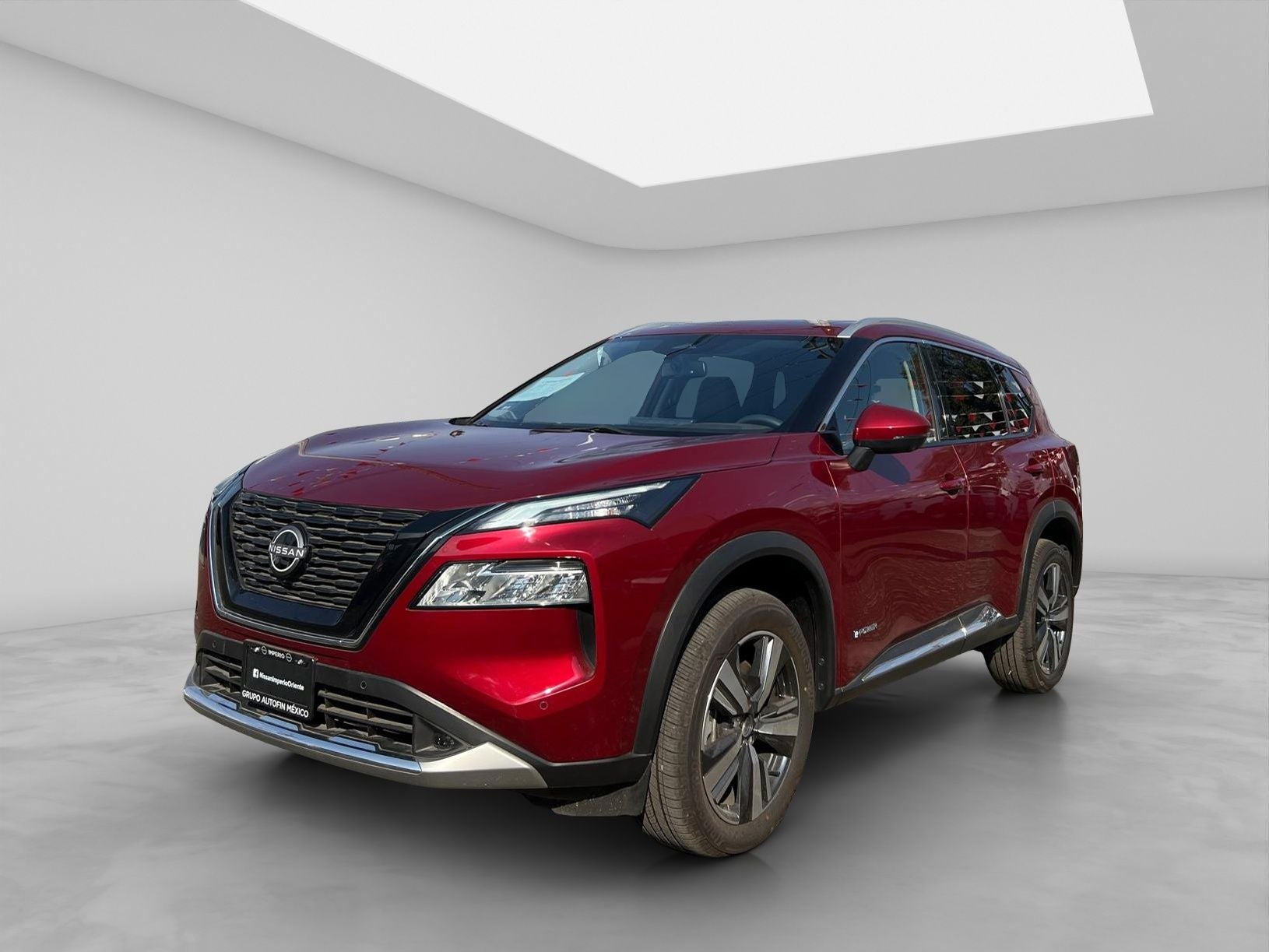 2024 Nissan X-TRAIL 5P PLATINUM E.POWER HEV L31.5 AUT