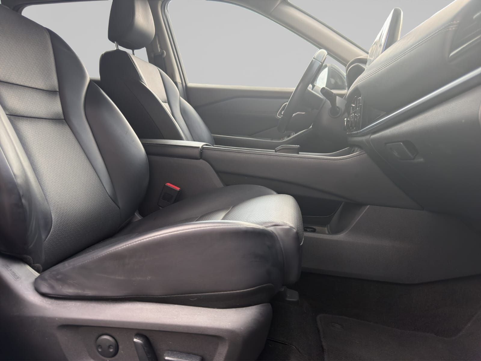 2024 Nissan X-TRAIL 5P PLATINUM E.POWER HEV L31.5 AUT