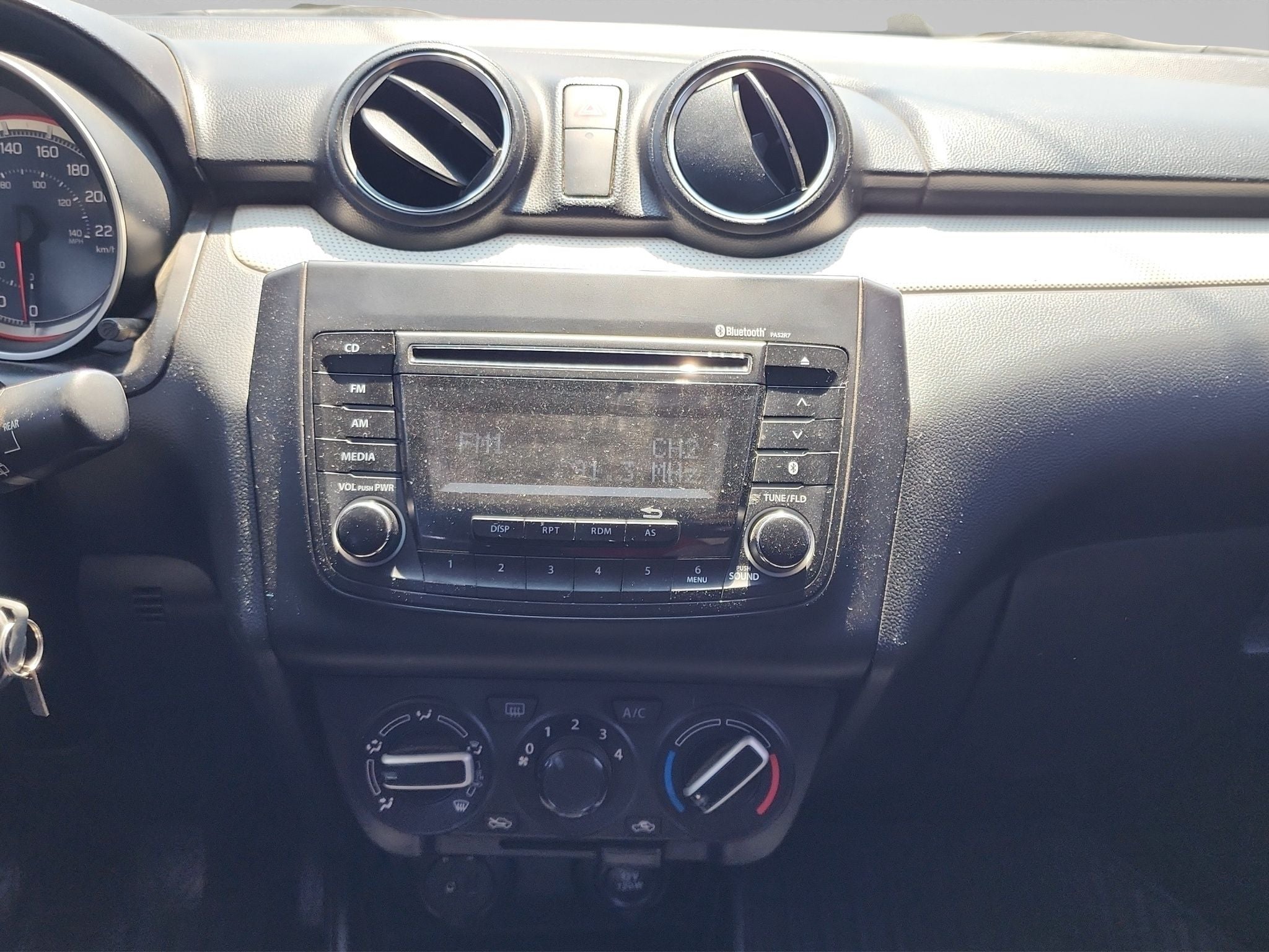 2023 SUZUKI SWIFT 5 PTS HB GLS L4 12L TA AAC MP3 RA-16