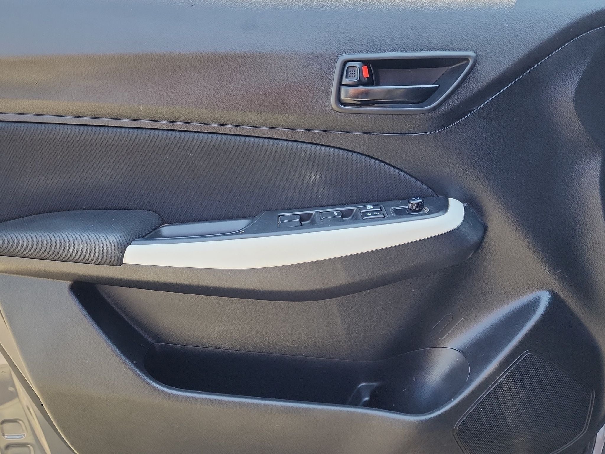 2023 SUZUKI SWIFT 5 PTS HB GLS L4 12L TA AAC MP3 RA-16