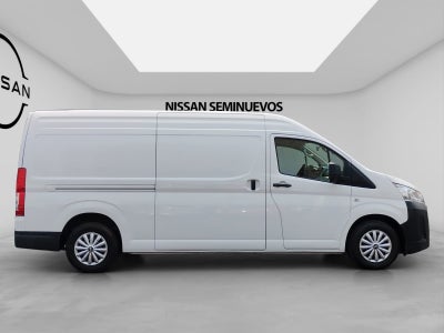 2023 Toyota HIACE 4 PTS DX SUPERLARGA TM5 CVENTANAS