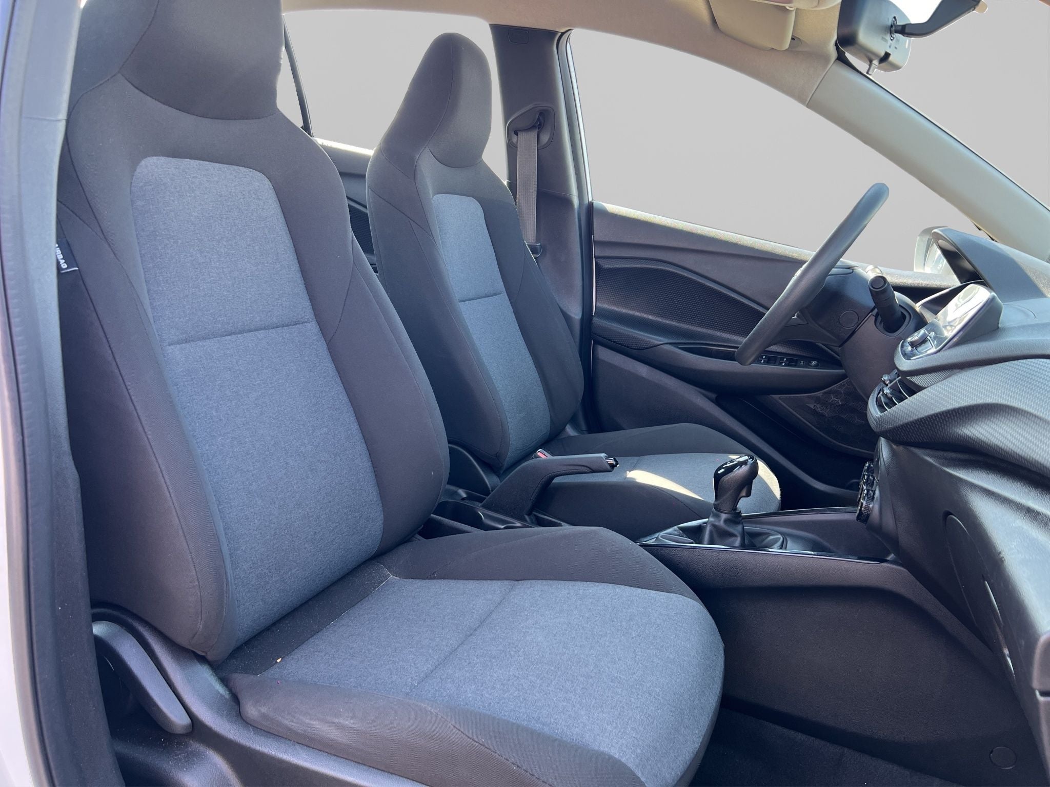 2023 Chevrolet ONIX A 4 PTS LS 13L TM5 AAC BA R-15