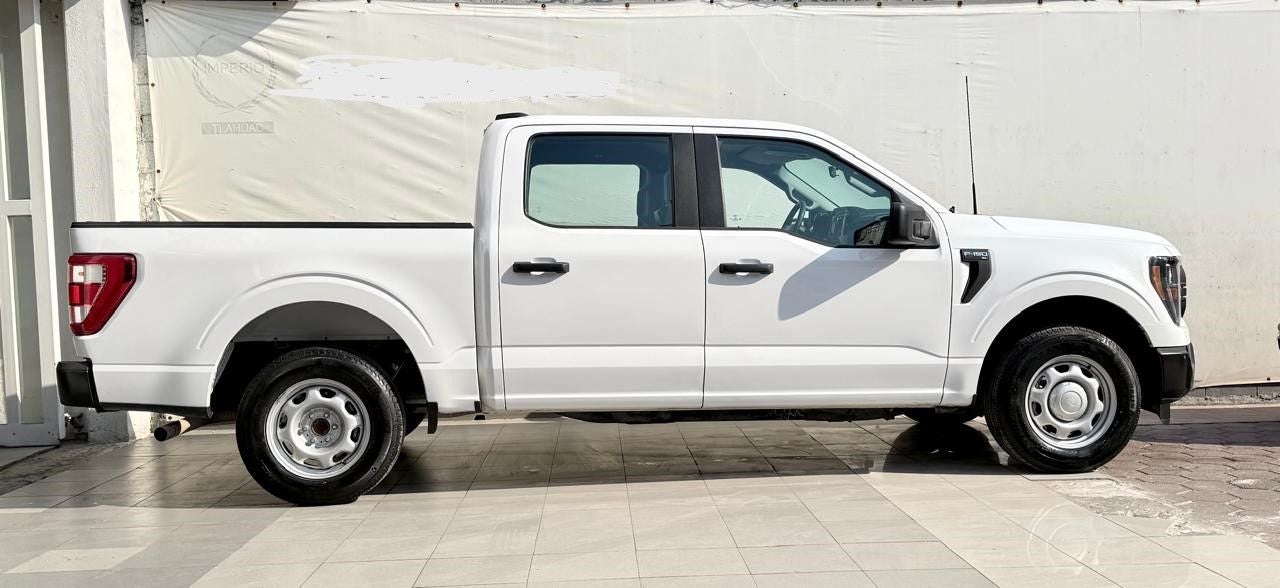 2023 Ford F-150 4P XL CREW CAB 4X2 V63.3 AUT