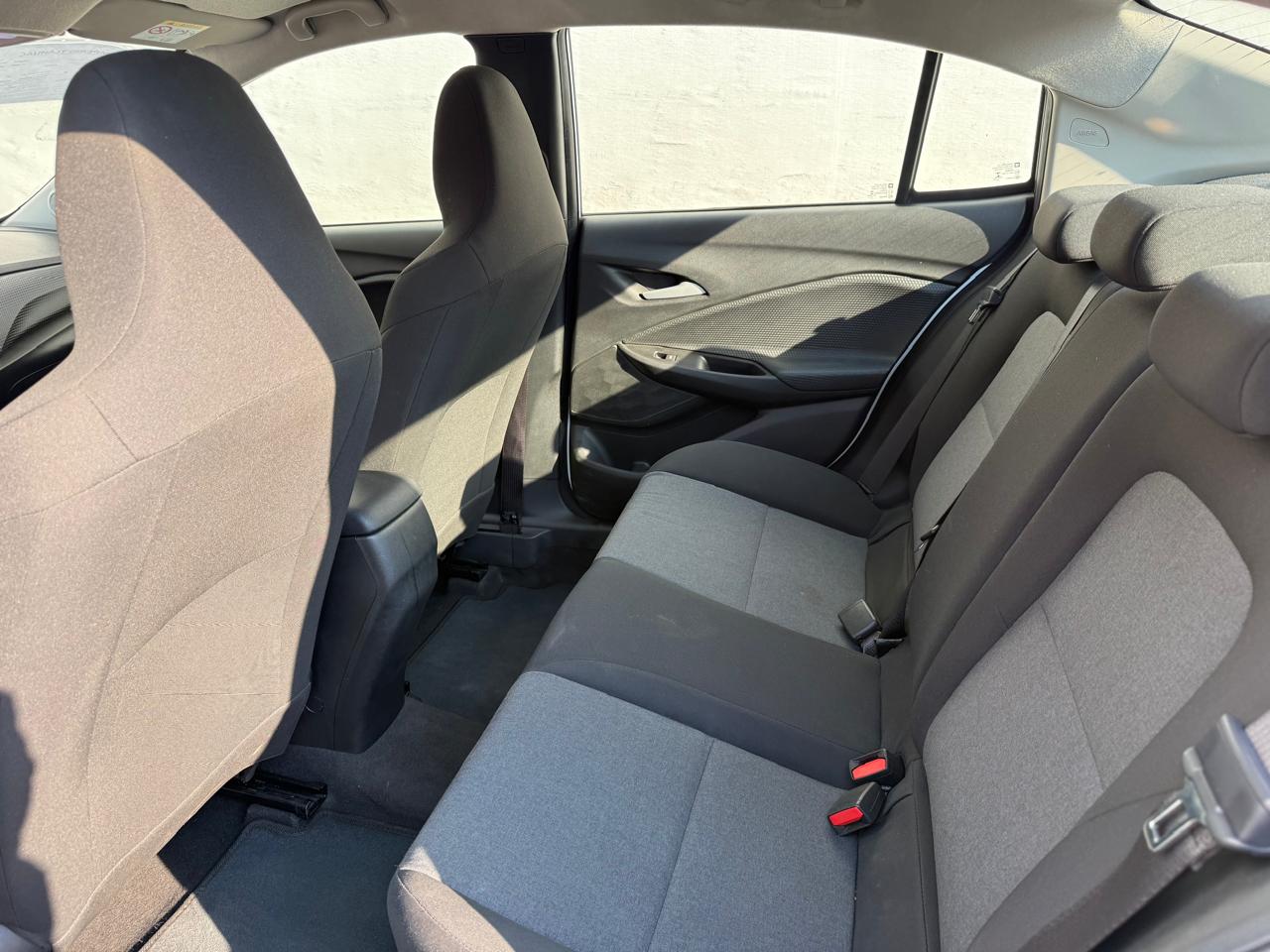 2023 Chevrolet ONIX B 4 PTS LS 10T TA AAC BA R-15