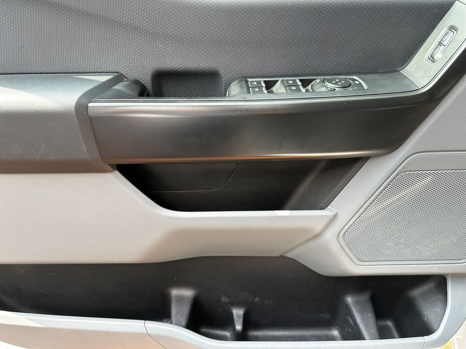 2023 Ford F-150 4P XL CREW CAB 4X2 V63.3 AUT