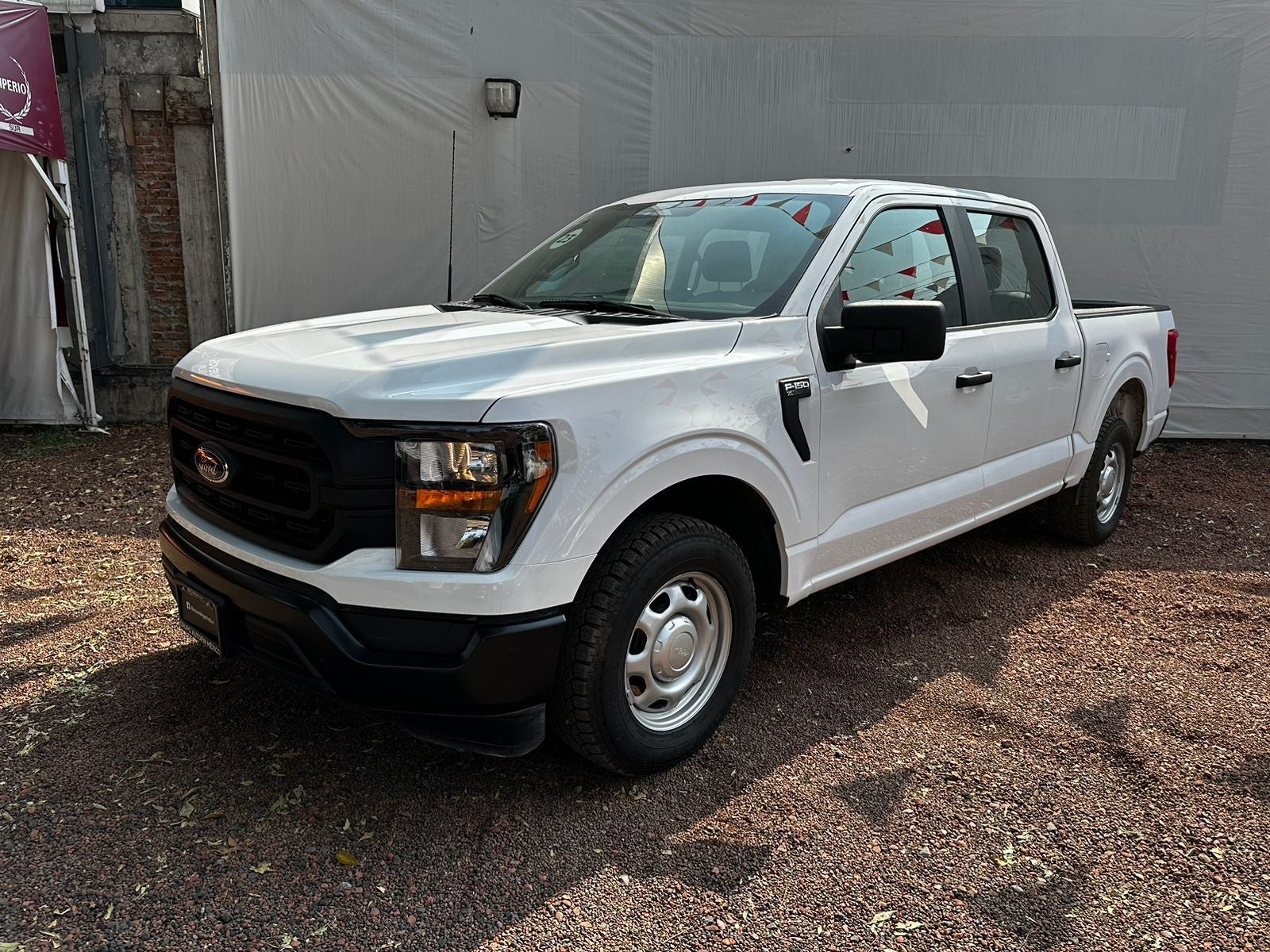 2023 Ford F-150 4P XL CREW CAB 4X2 V63.3 AUT