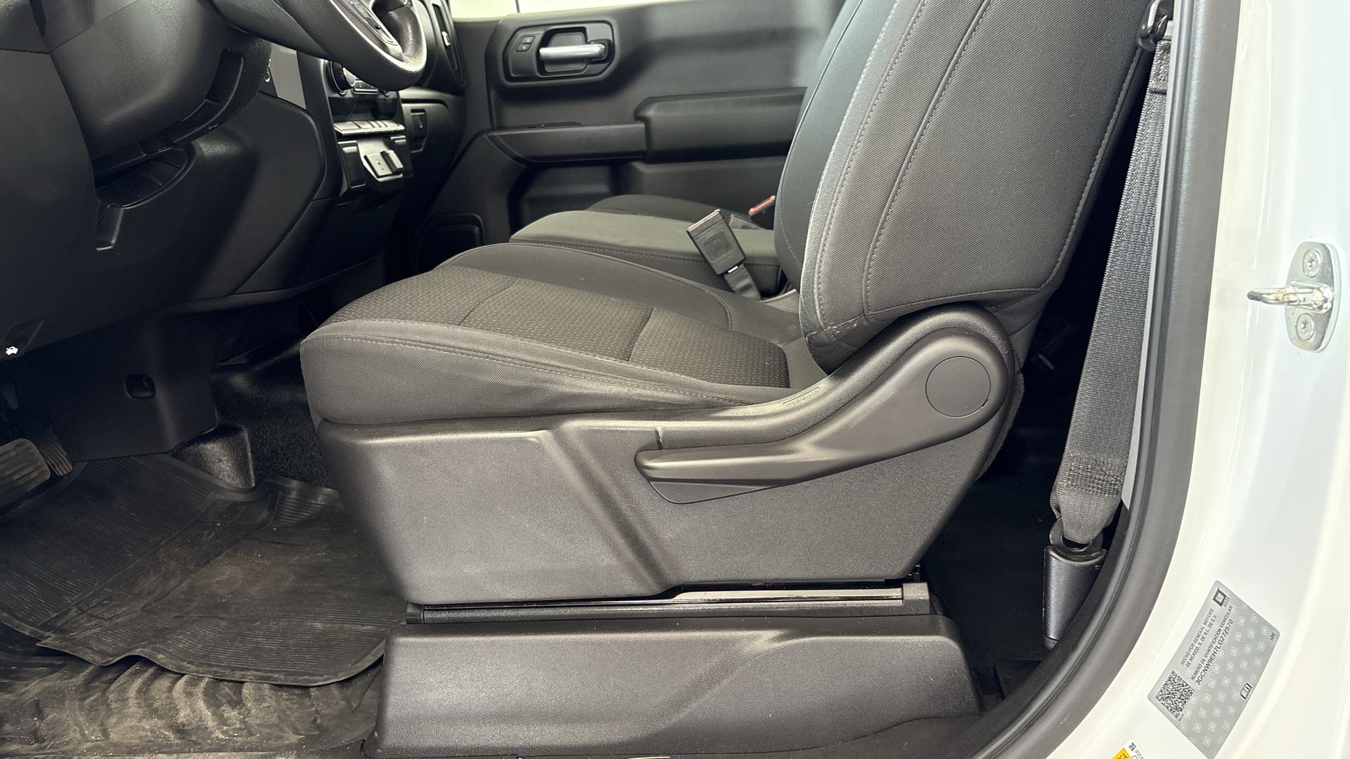 2020 Chevrolet SILVERADO 2 PTS 1500 WT CABINA REGULAR TA AAC