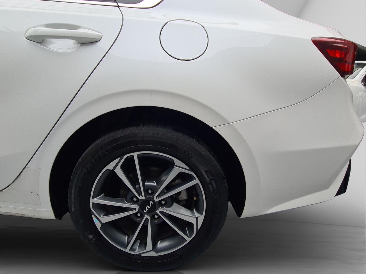 2023 Kia FORTE 4 PTS EX 20L TA AAC F NIEBLA RA-16