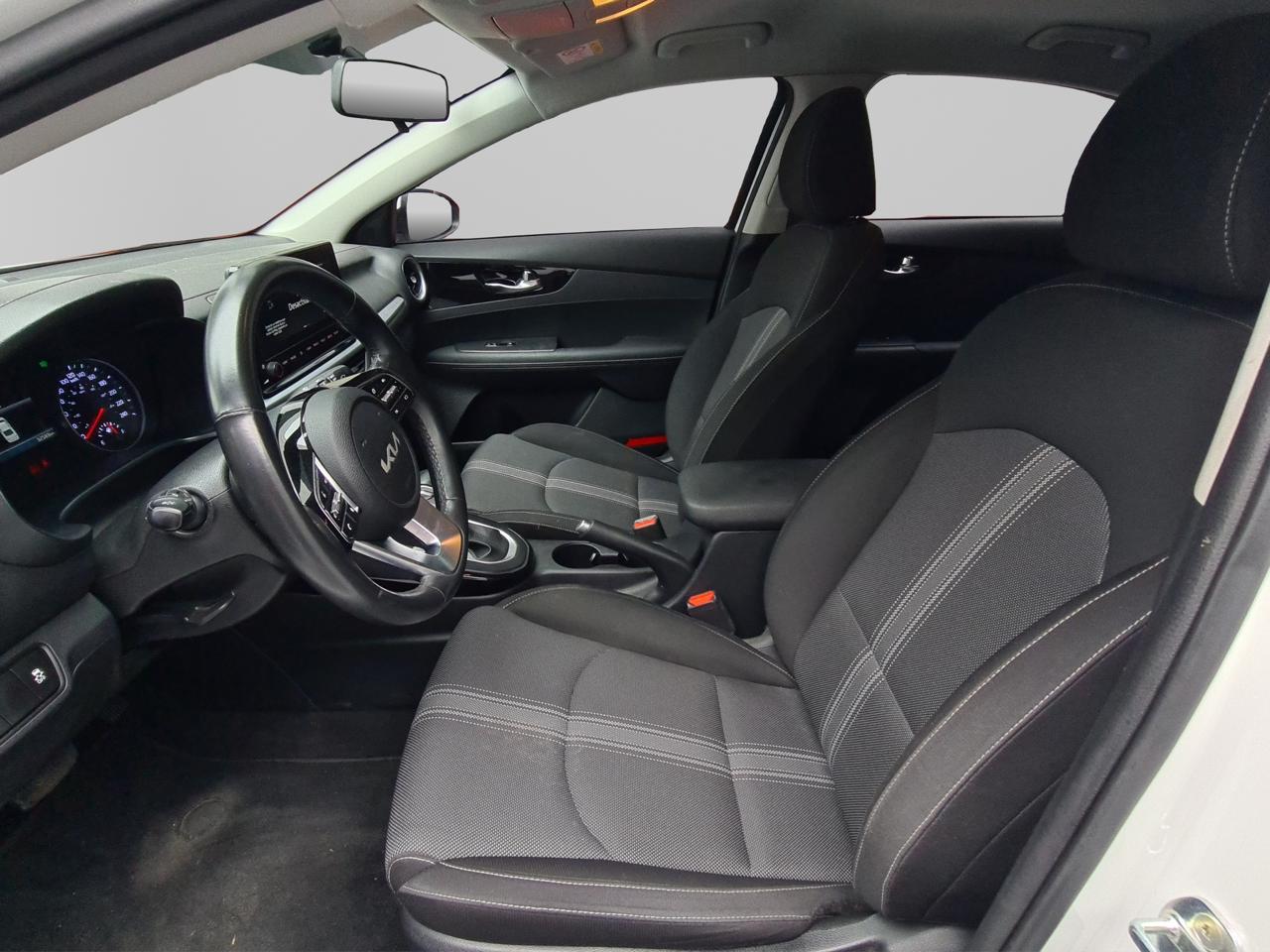 2023 Kia FORTE 4 PTS EX 20L TA AAC F NIEBLA RA-16