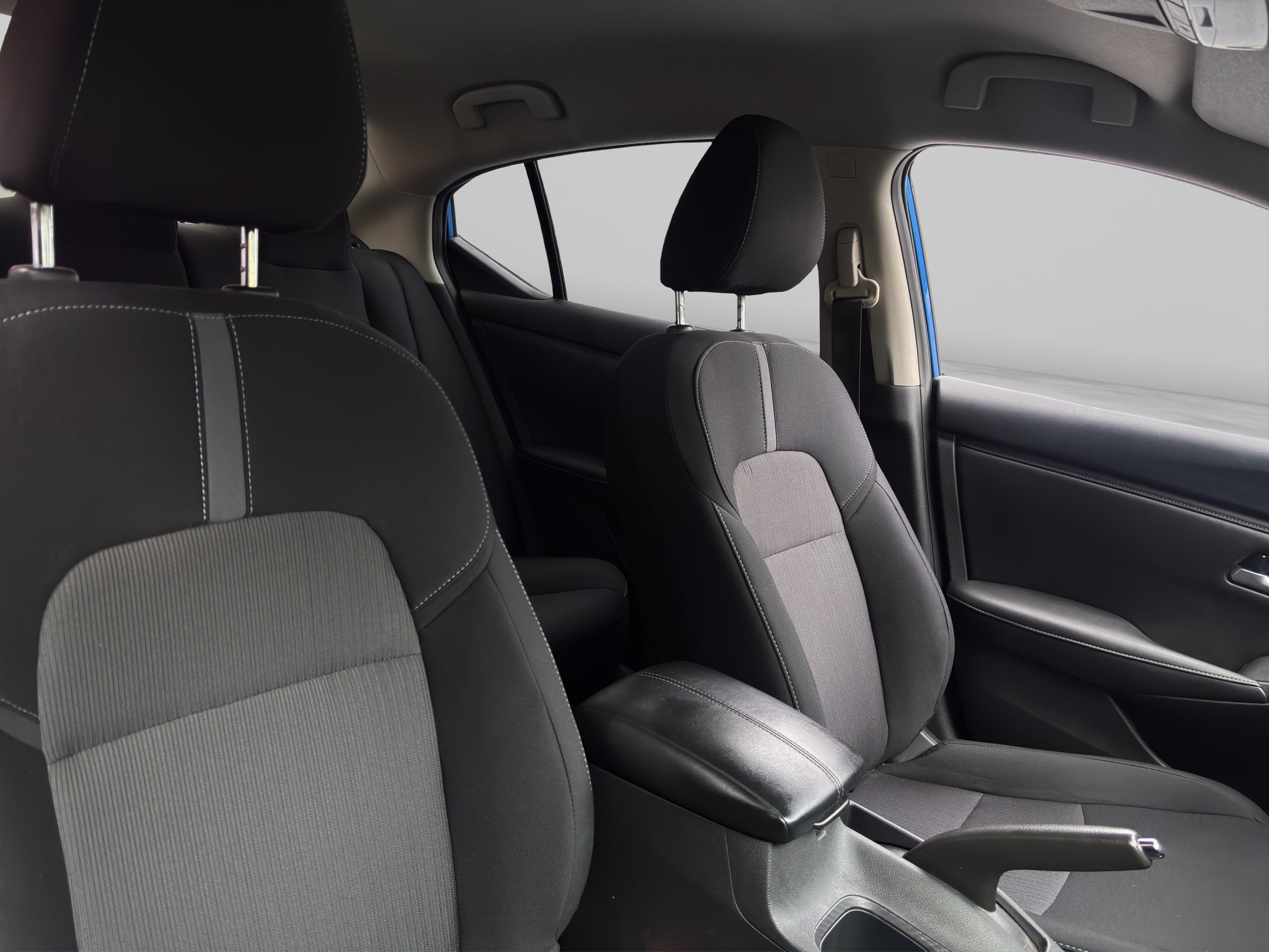 2023 Nissan SENTRA 4 PTS ADVANCE TA AAC F NIEBLA RA-16