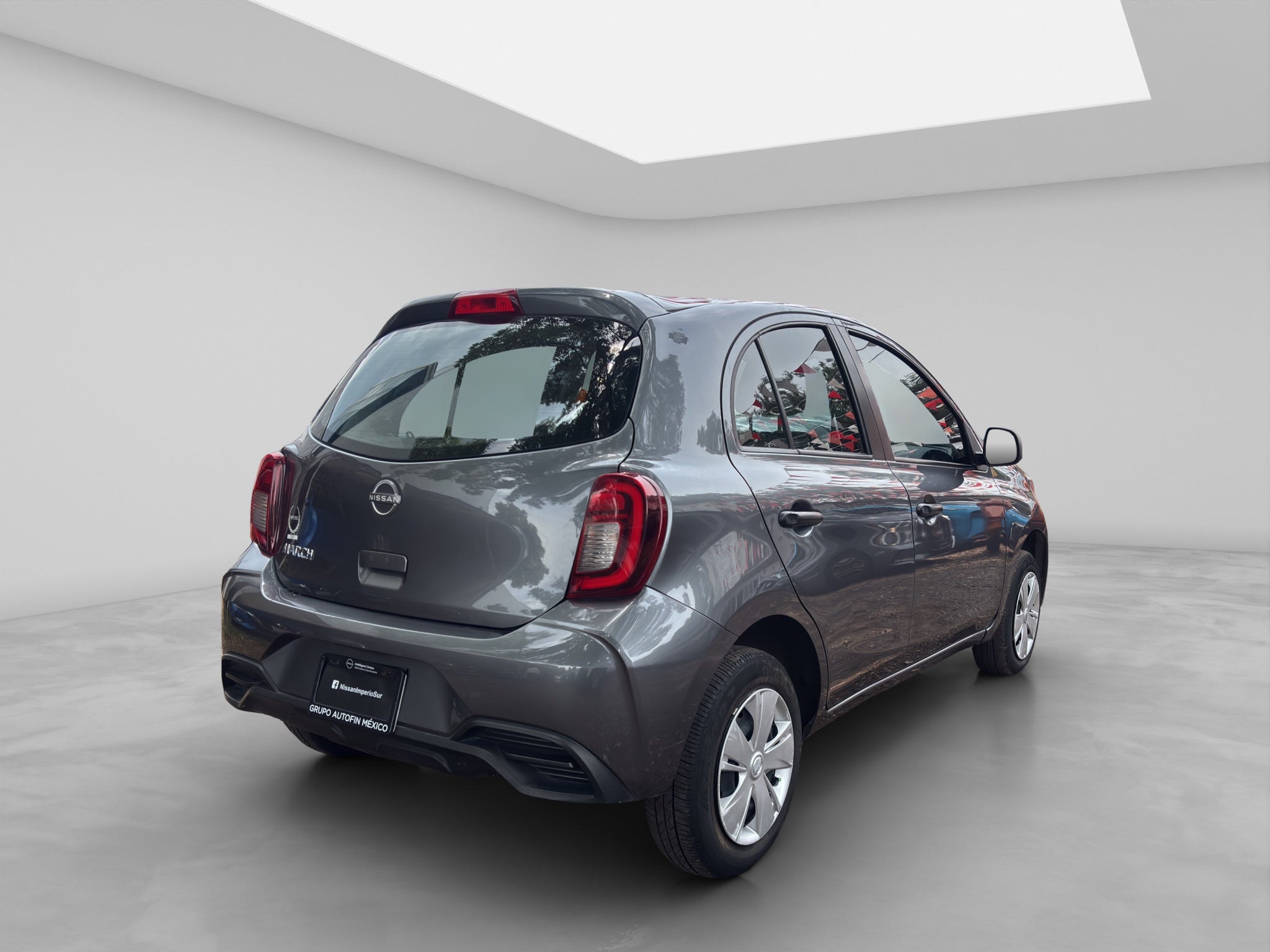 2023 Nissan MARCH 5 PTS HB SENSE TA AAC R-14