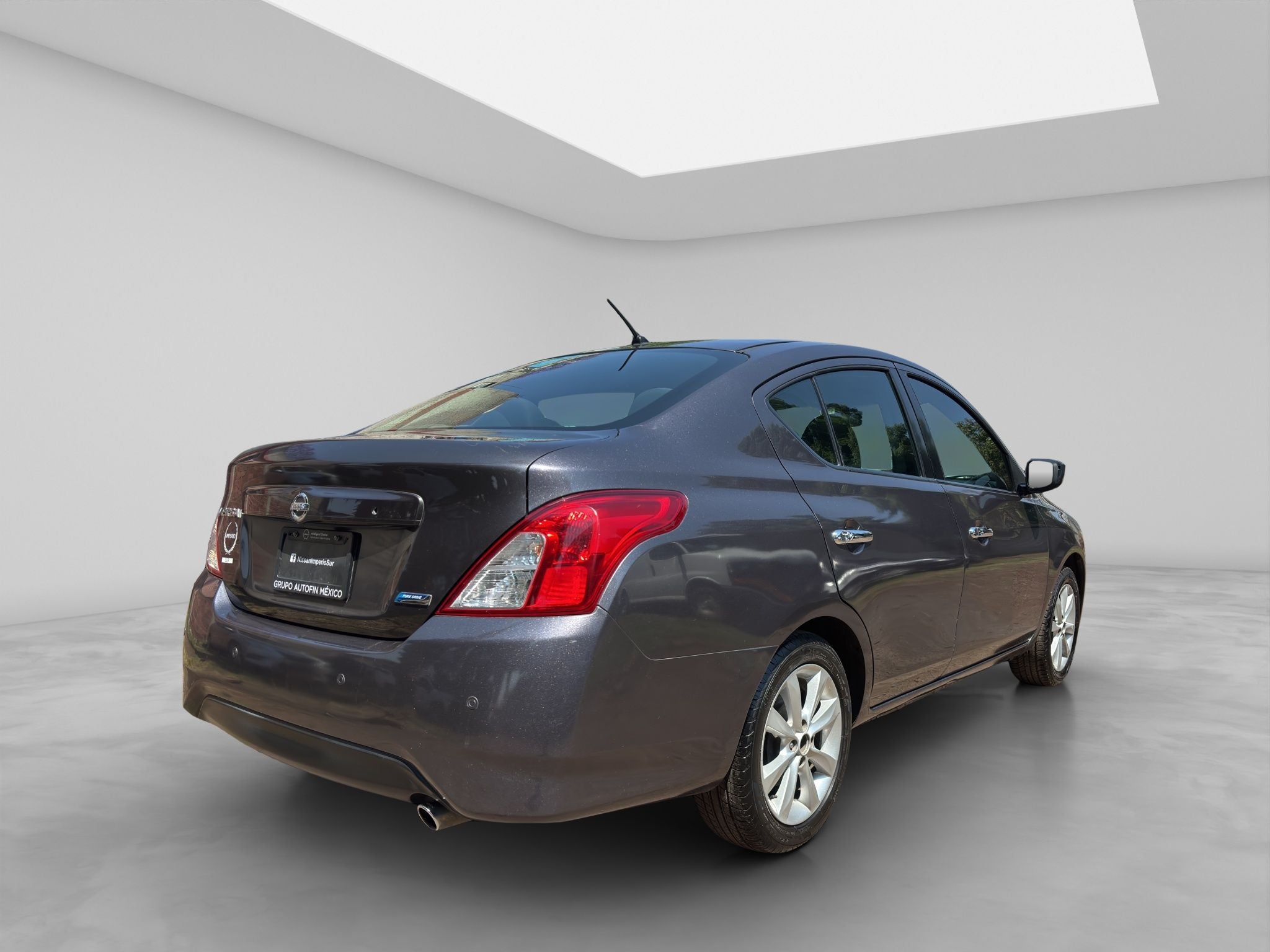 2015 Nissan VERSA 4 PTS ADVANCE TA AAC VE F NIEBLA RA-15