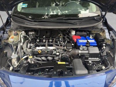 2021 Nissan VERSA 4 PTS ADVANCE AAC VE F NIEBLA RA-16CVT