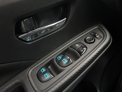 2021 Nissan VERSA 4 PTS ADVANCE AAC VE F NIEBLA RA-16CVT