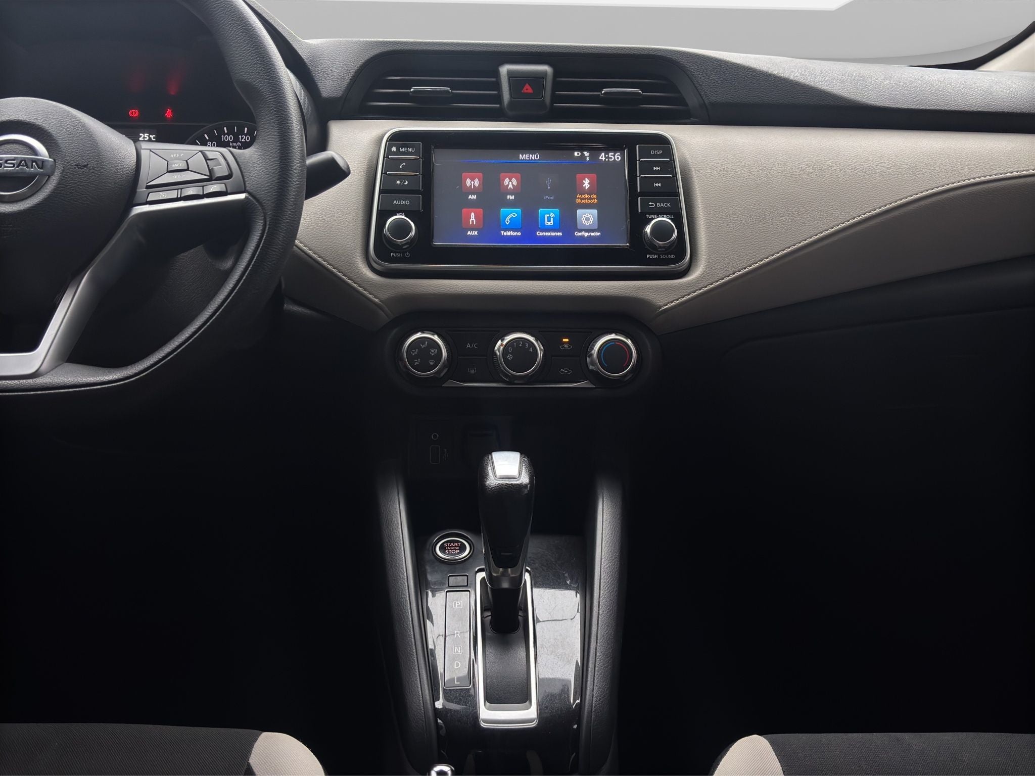 2021 Nissan VERSA 4 PTS ADVANCE AAC VE F NIEBLA RA-16CVT