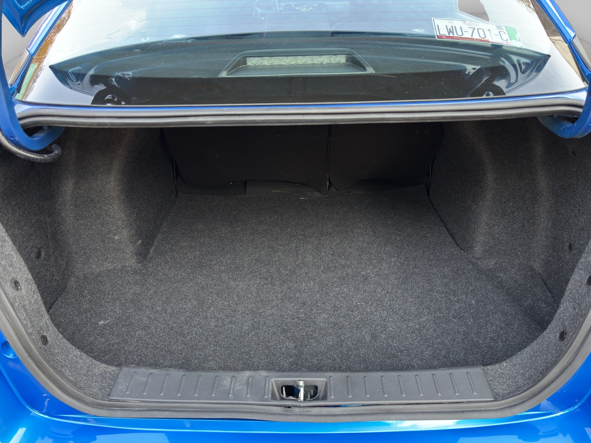 2025 Nissan VERSA 4P SR L41.6 AUT