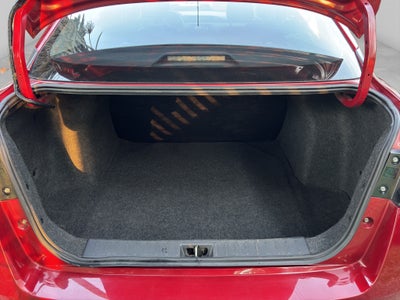 2024 Nissan VERSA 4P SENSE L41.6 AUT