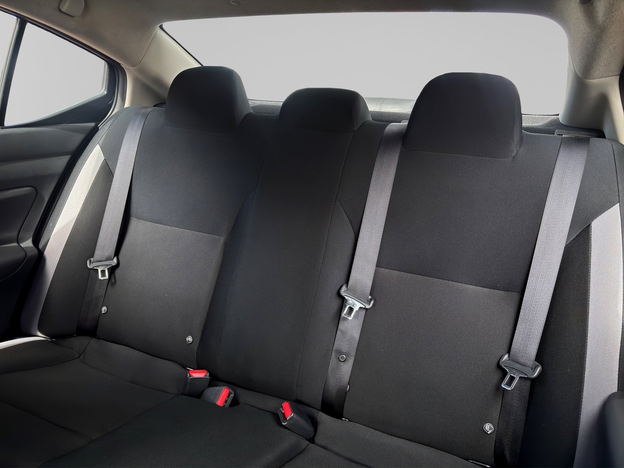 2025 Nissan VERSA 4P SENSE L41.6 MAN