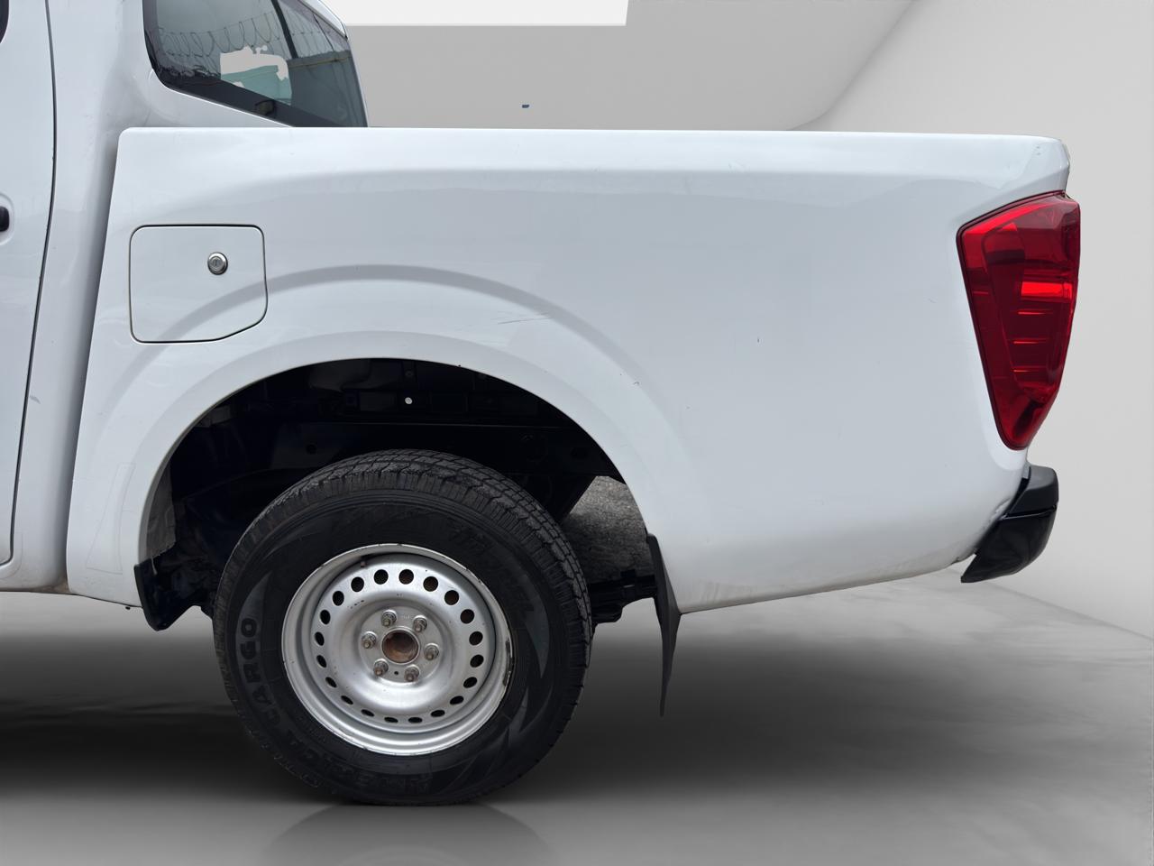 2020 Nissan NP300 4 PTS PICK-UP DOBLE CABINA SE TM6 AAC VE
