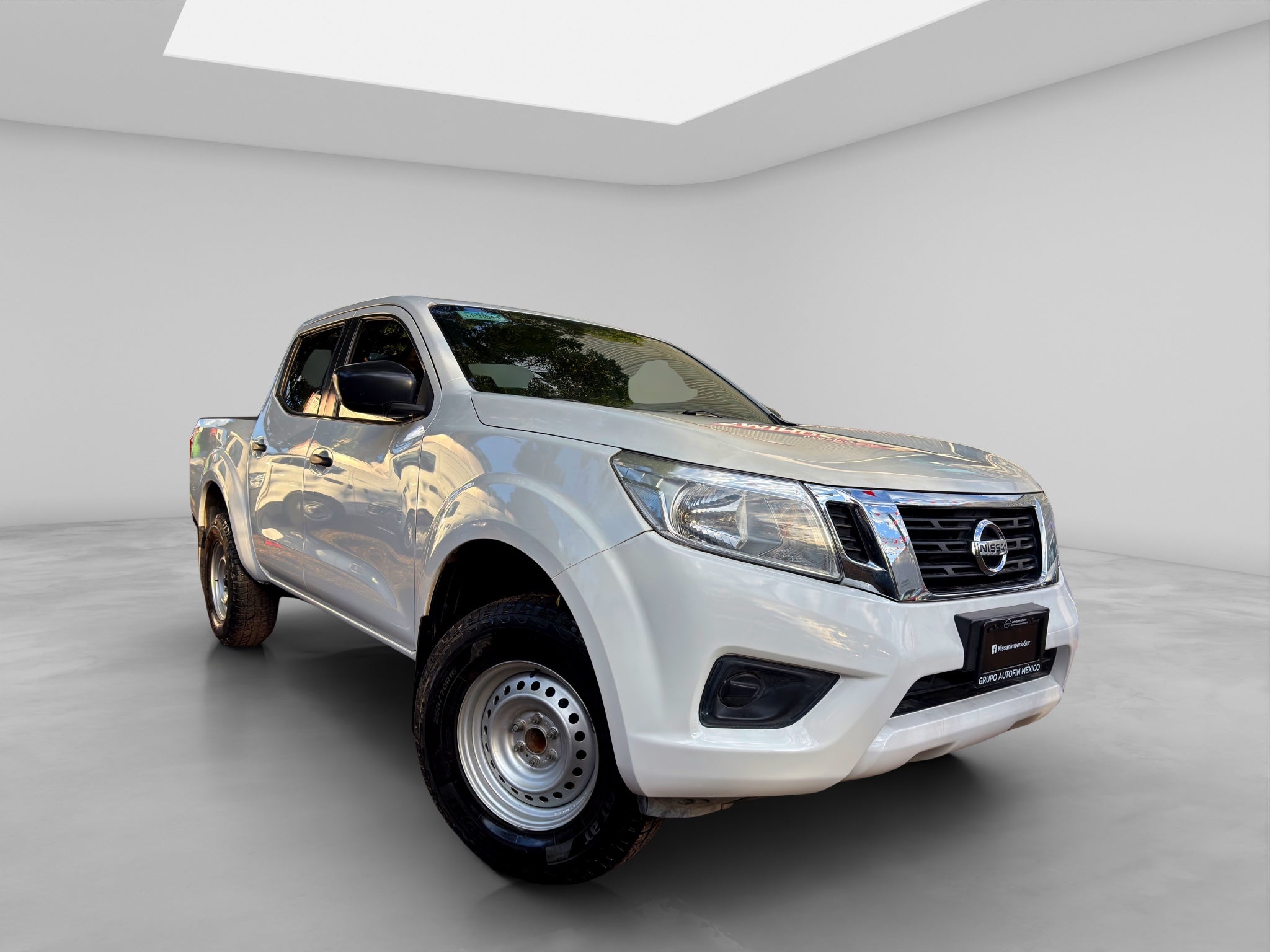 2020 Nissan NP300 FRONTIER 4 PTS XE L4 25L TM6 AAC VE R-16