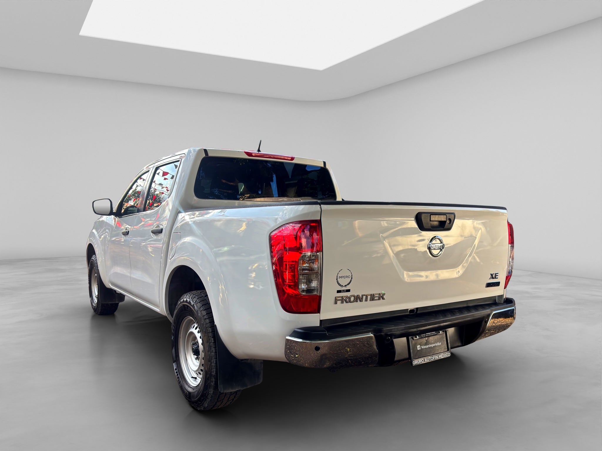 2020 Nissan NP300 FRONTIER 4 PTS XE L4 25L TM6 AAC VE R-16