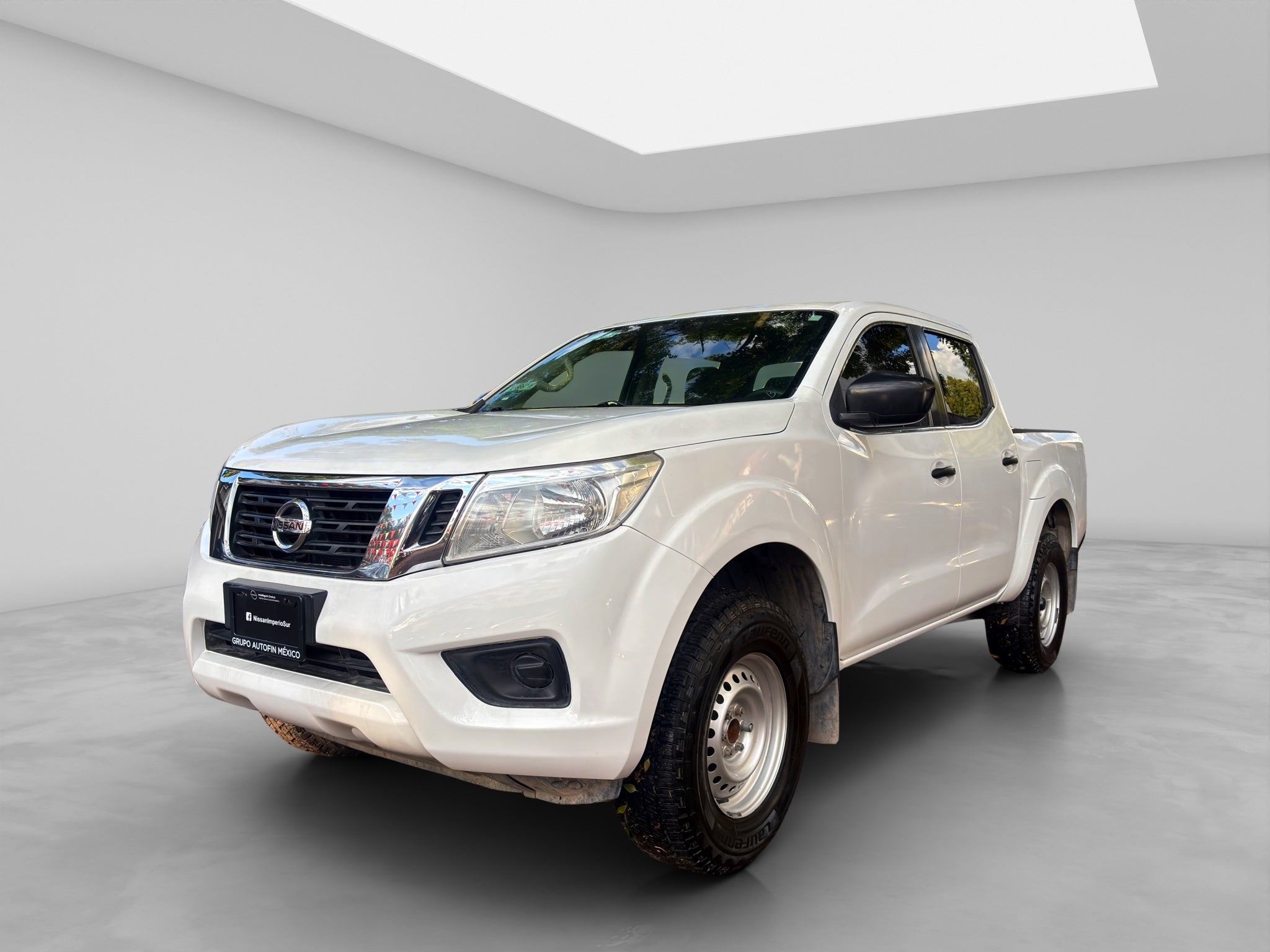 2020 Nissan NP300 FRONTIER 4 PTS XE L4 25L TM6 AAC VE R-16