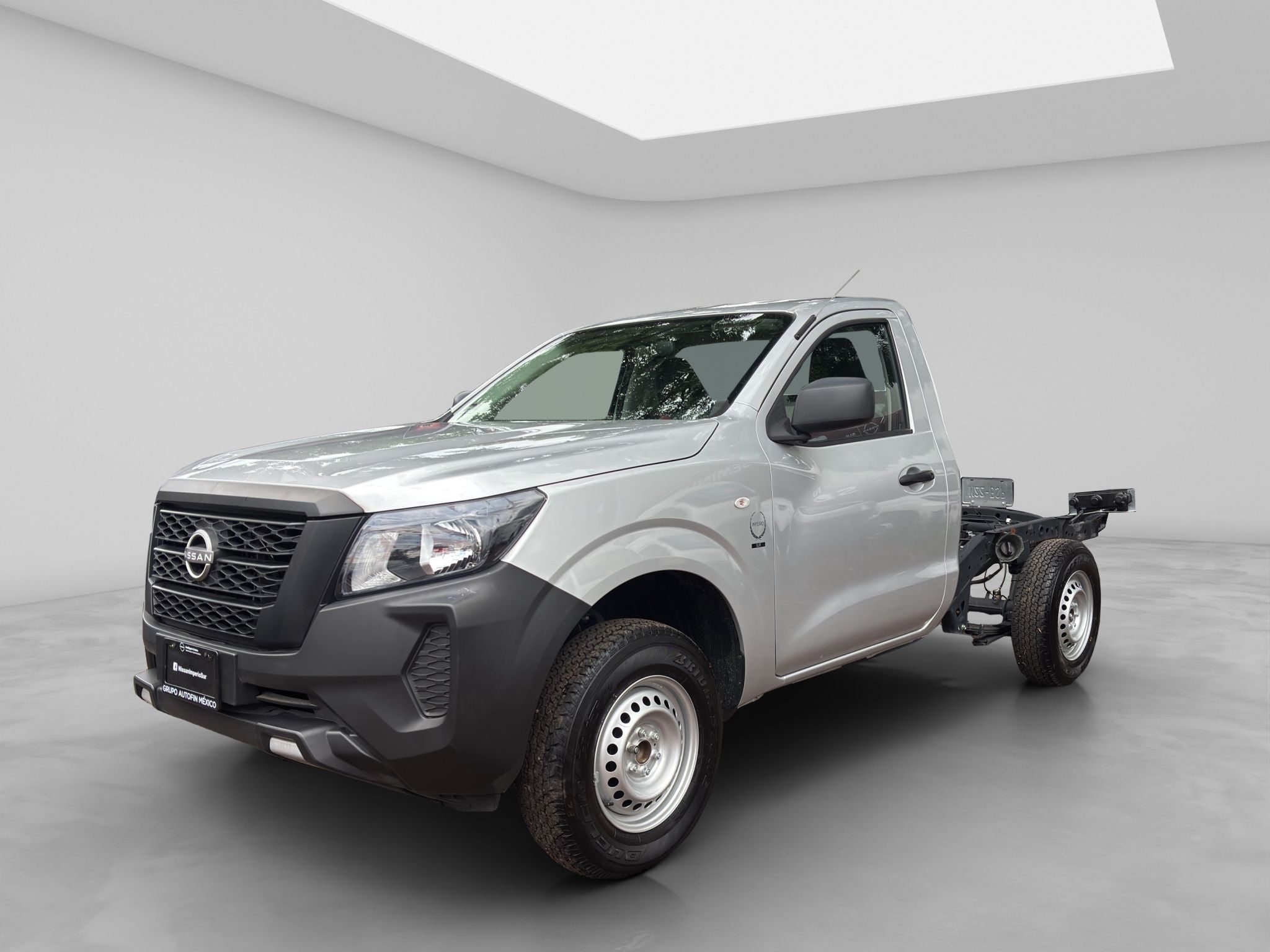 2024 Nissan NP300 CHASIS CABINA 2P L42.5 MAN AA