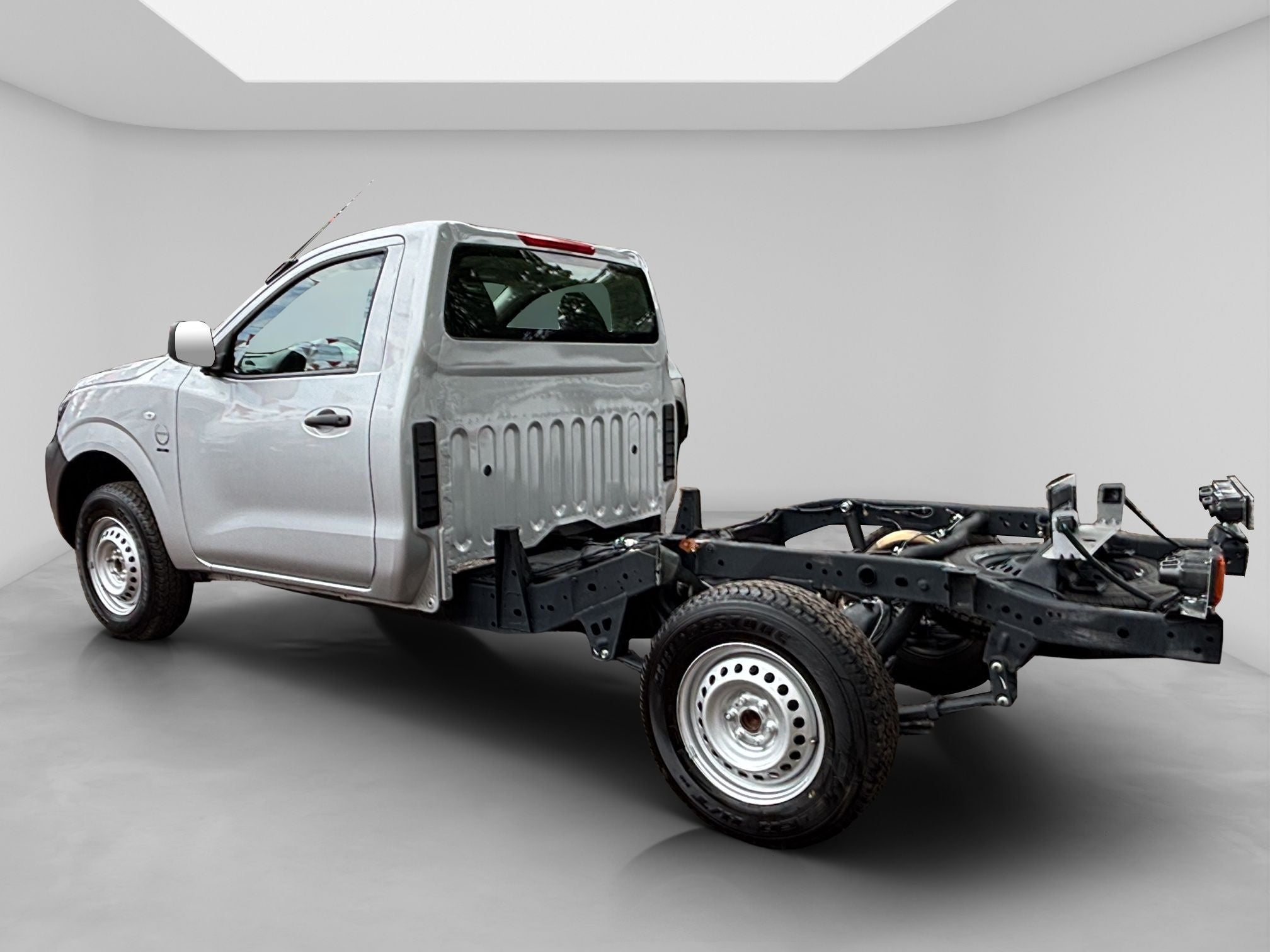 2024 Nissan NP300 CHASIS CABINA 2P L42.5 MAN AA
