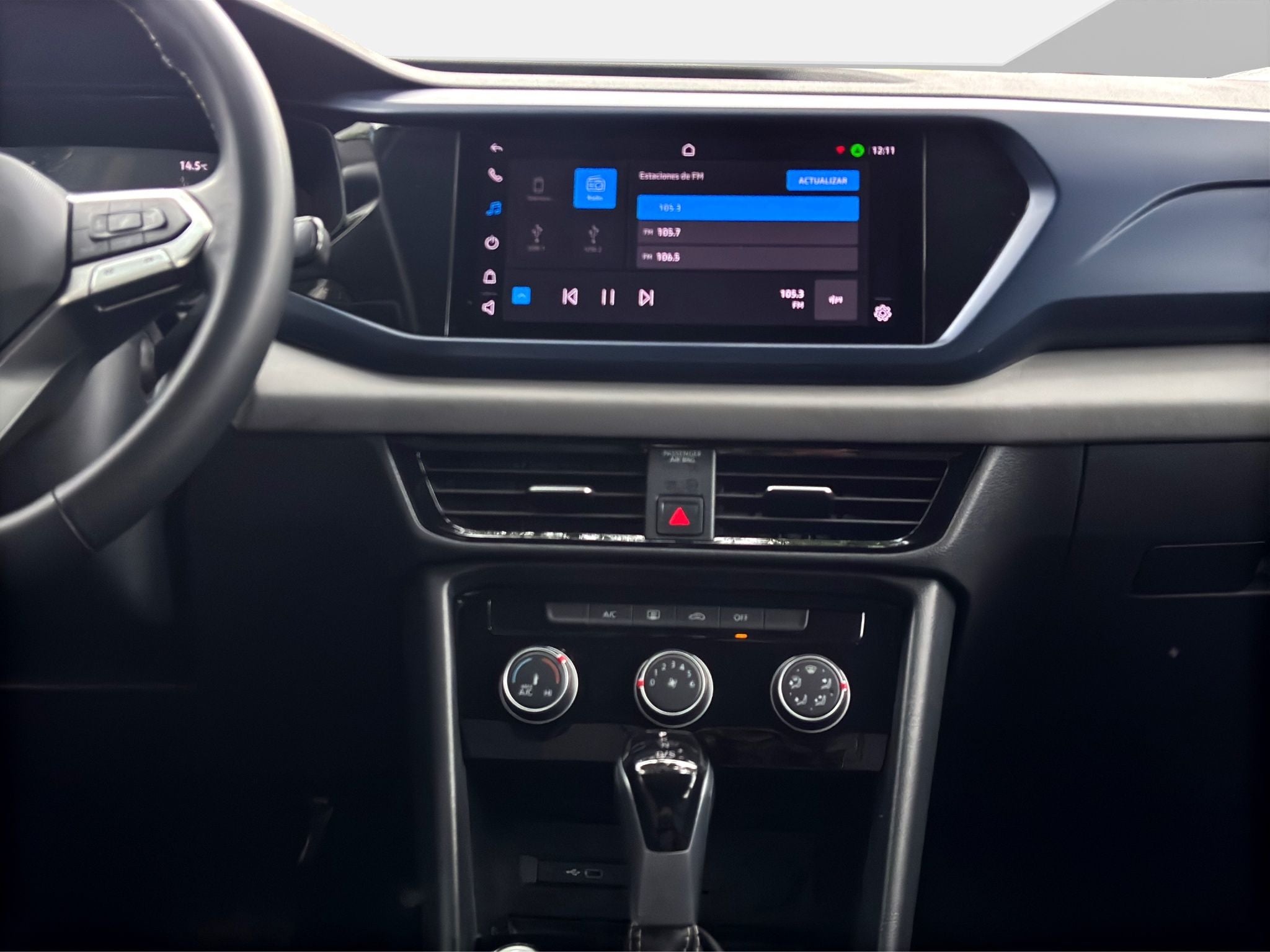 2023 Volkswagen TAOS 5 PTS COMFORTLINE 14L TA PIEL F LED RA-18