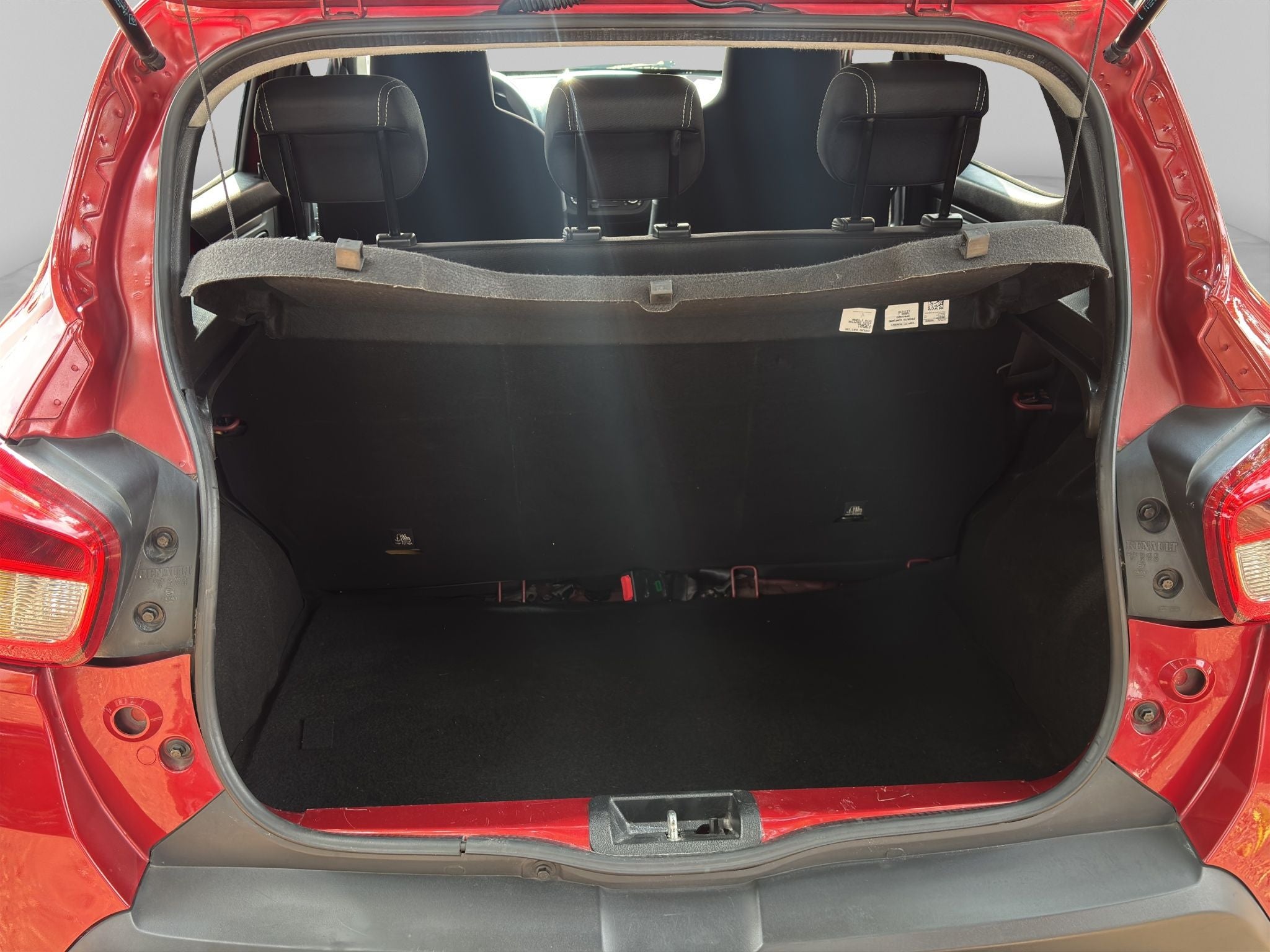 2019 RENAULT KWID 5 PTS ICONIC TM5 AAC F NIEBLA R-14